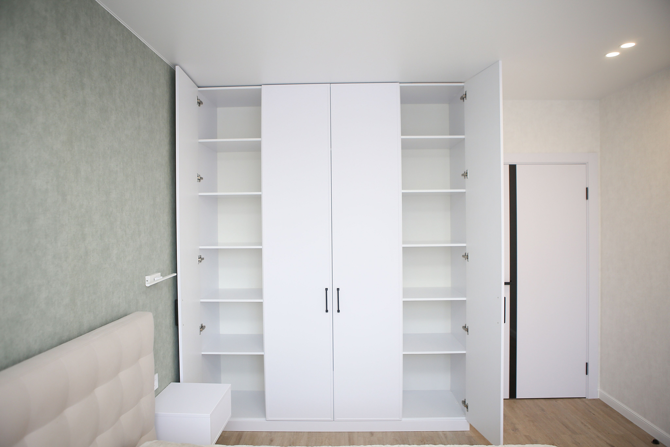 Съёмка квартиры для продажи. Свадебный и предметный фотограф Ренат Каламперов