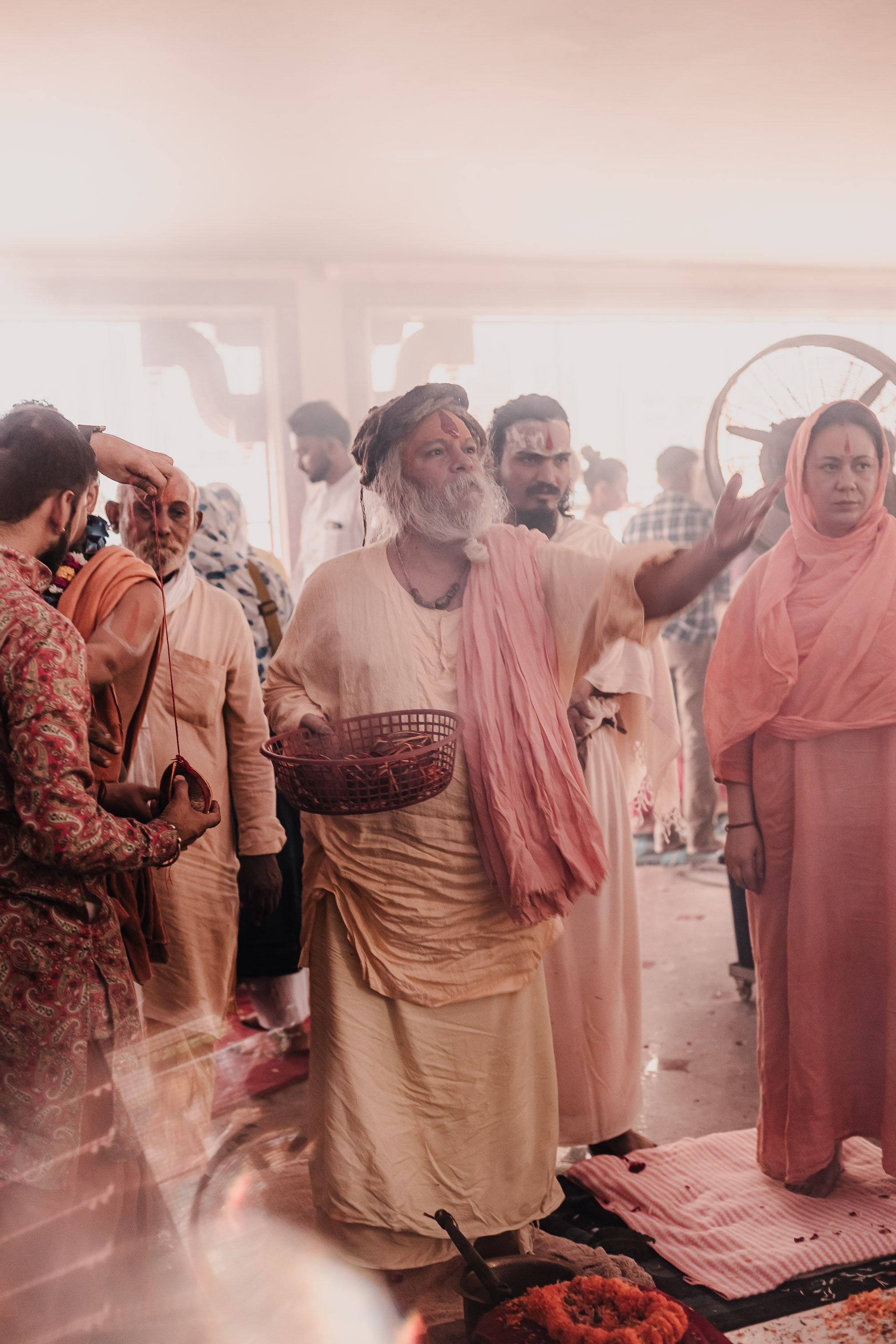 Navaratri yajna at Devraha Baba Ji ashram. Мариам Багдасарян