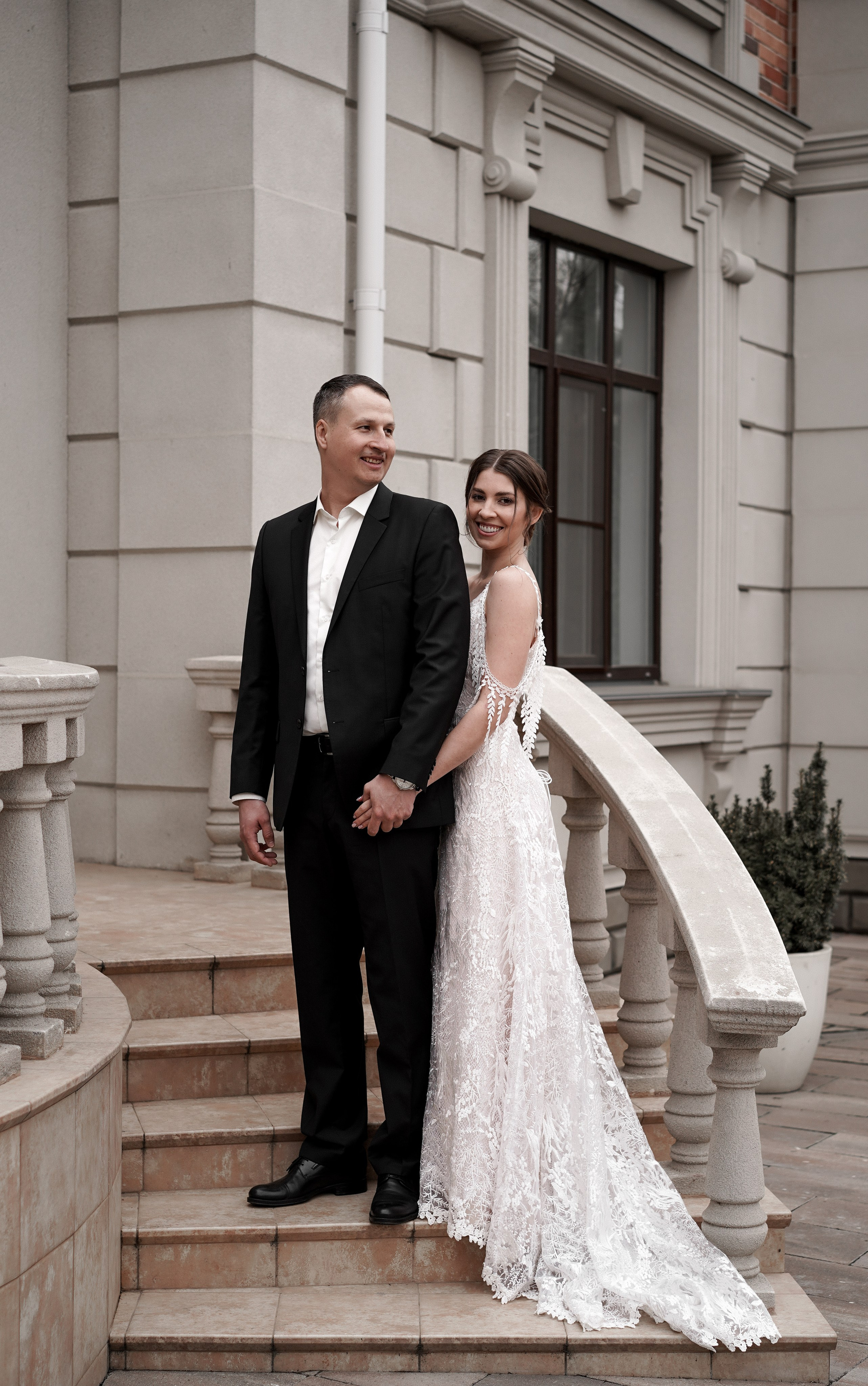 Свадебная фотосессия в Графском парке. Ростов-на-Дону. Свадебный фотограф в Ростове-на-Дону. Таинство Крещения и Венчания, семейные фотосессии. Алёна Чёботова