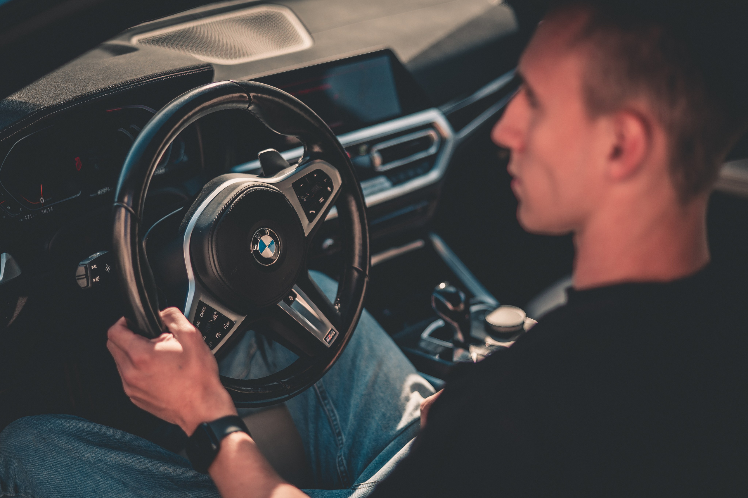 Вячеслав Шкадин — портретная съёмка. Иван Кубик — фотограф и видеограф