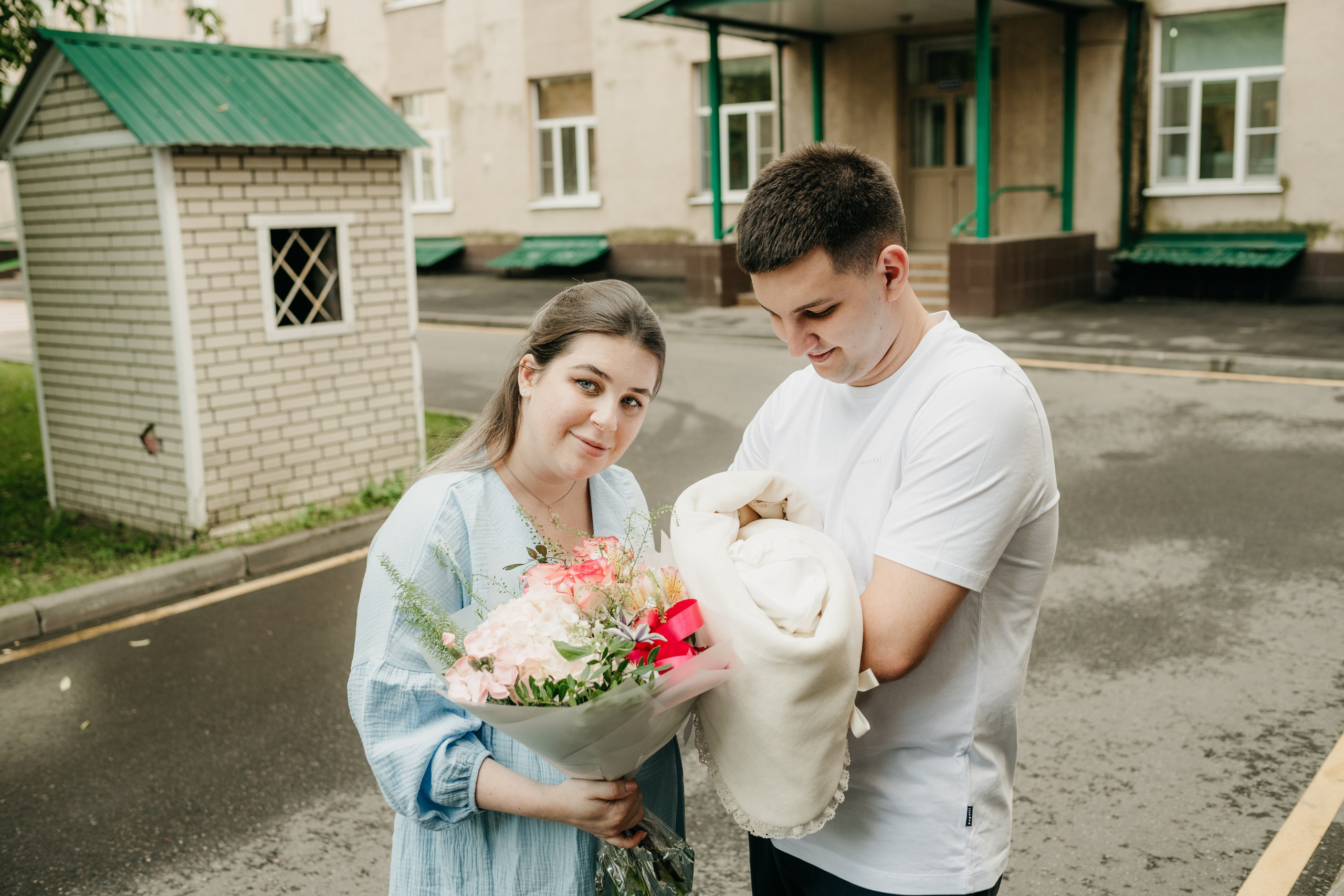 Выписка Стефании ГКБ 52. Фотограф на выписку из роддома в Москве и МО