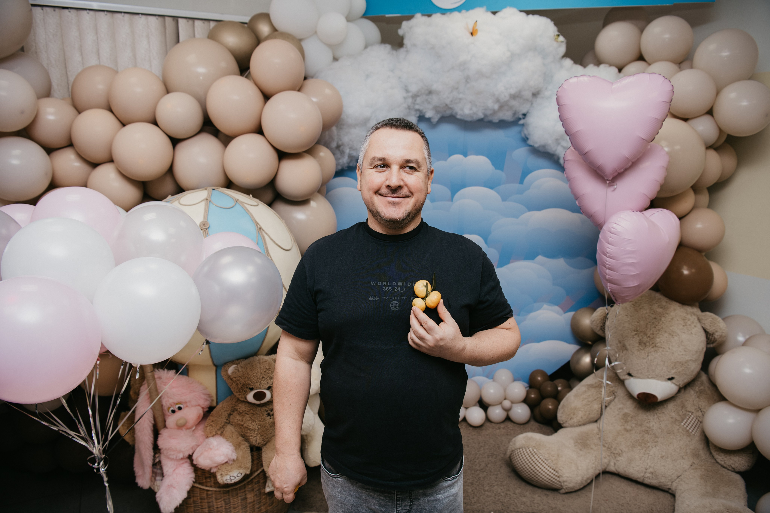 Выписка Сарочки. Мать и дитя на Севастопольском. Фотограф на выписку из роддома в Москве и МО