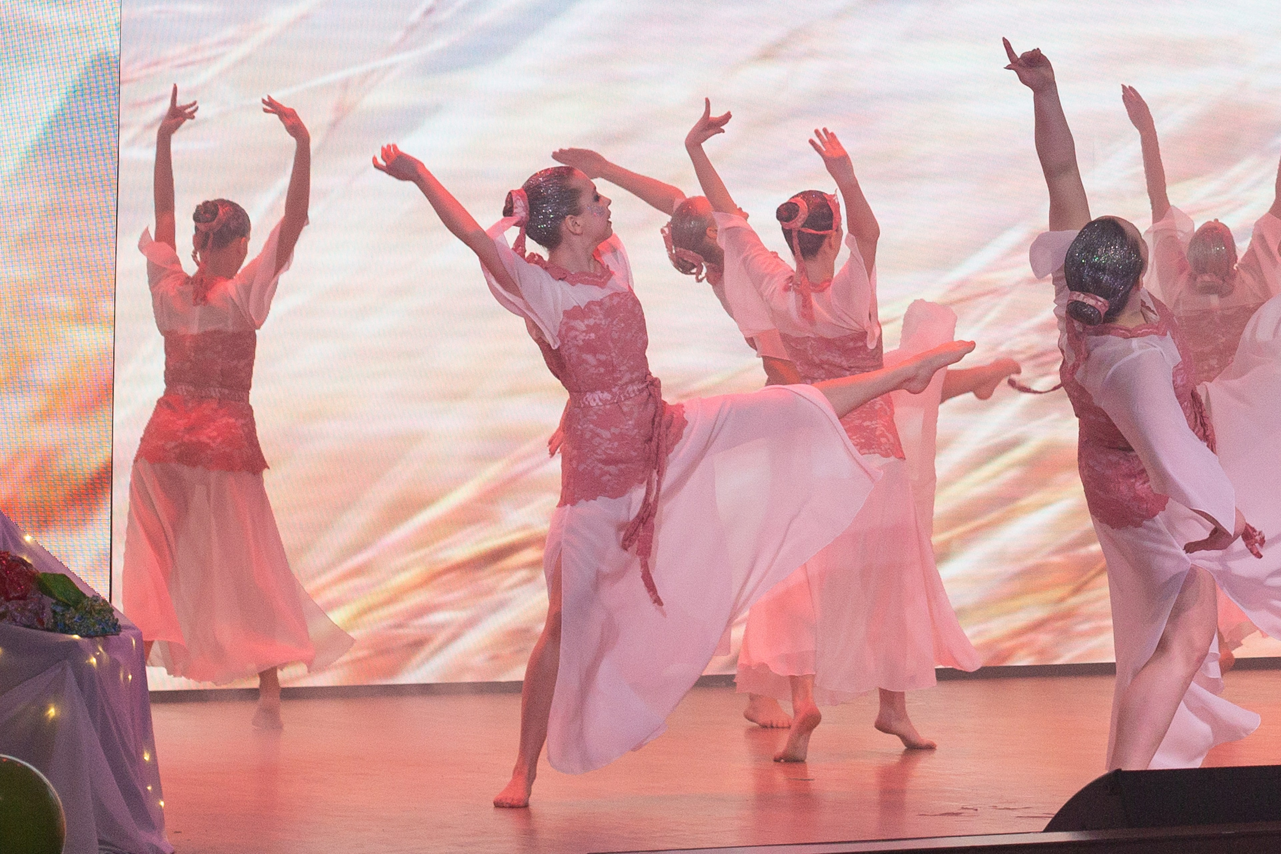 Танцевальный спектакль. Фотограф в Новосибирске Краснова Евгения