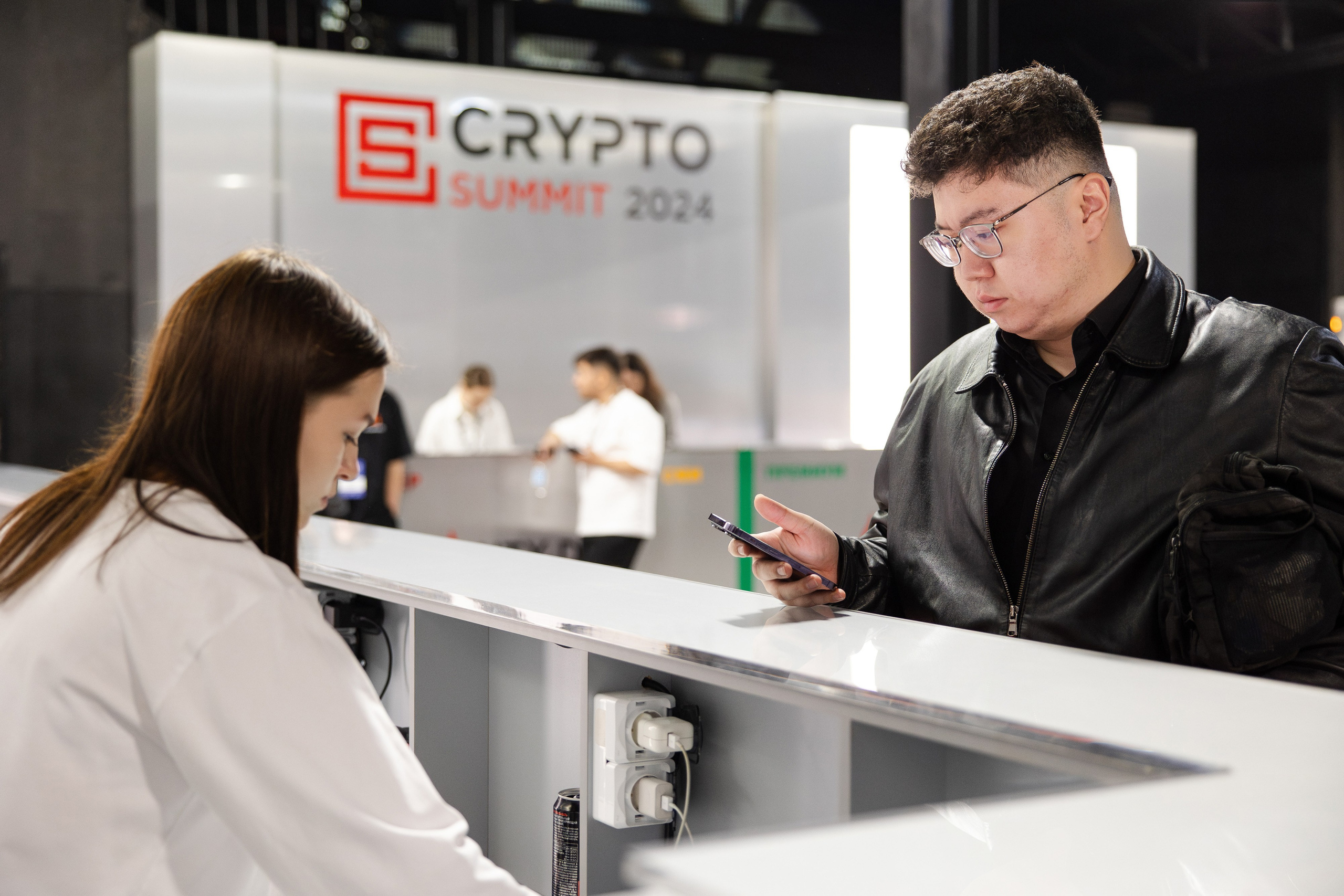 Crypto Summit (1). Свадебный репортажный фотограф в Москве