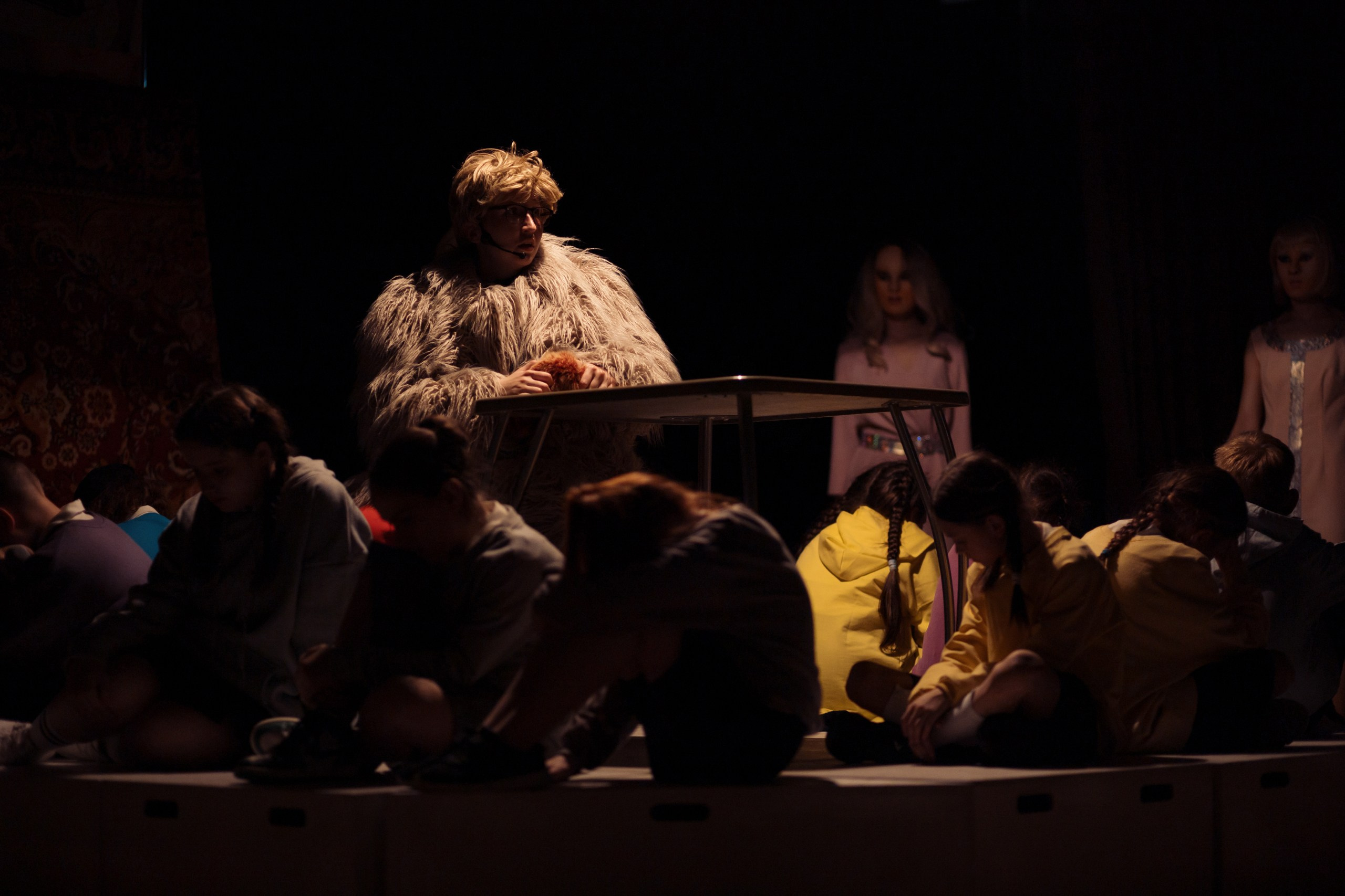 Theatre. Фотограф Ваня Бархатов