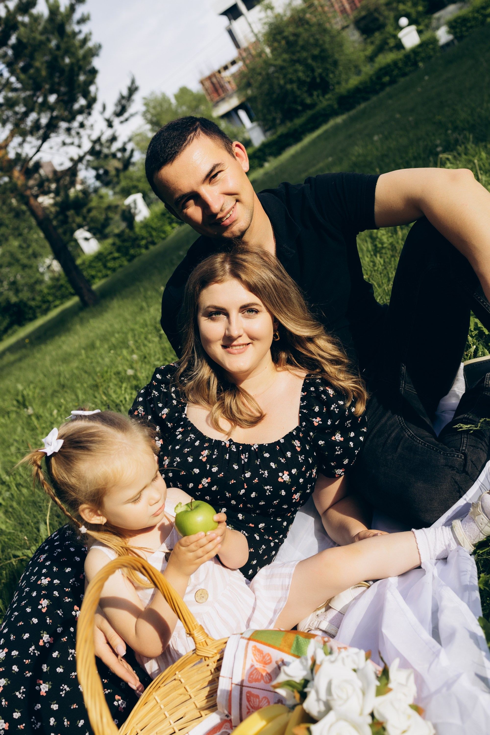 Фото пикник на Иерусалимской горе. Свадебный Фотограф в Иркутске Екатерина Елисеева