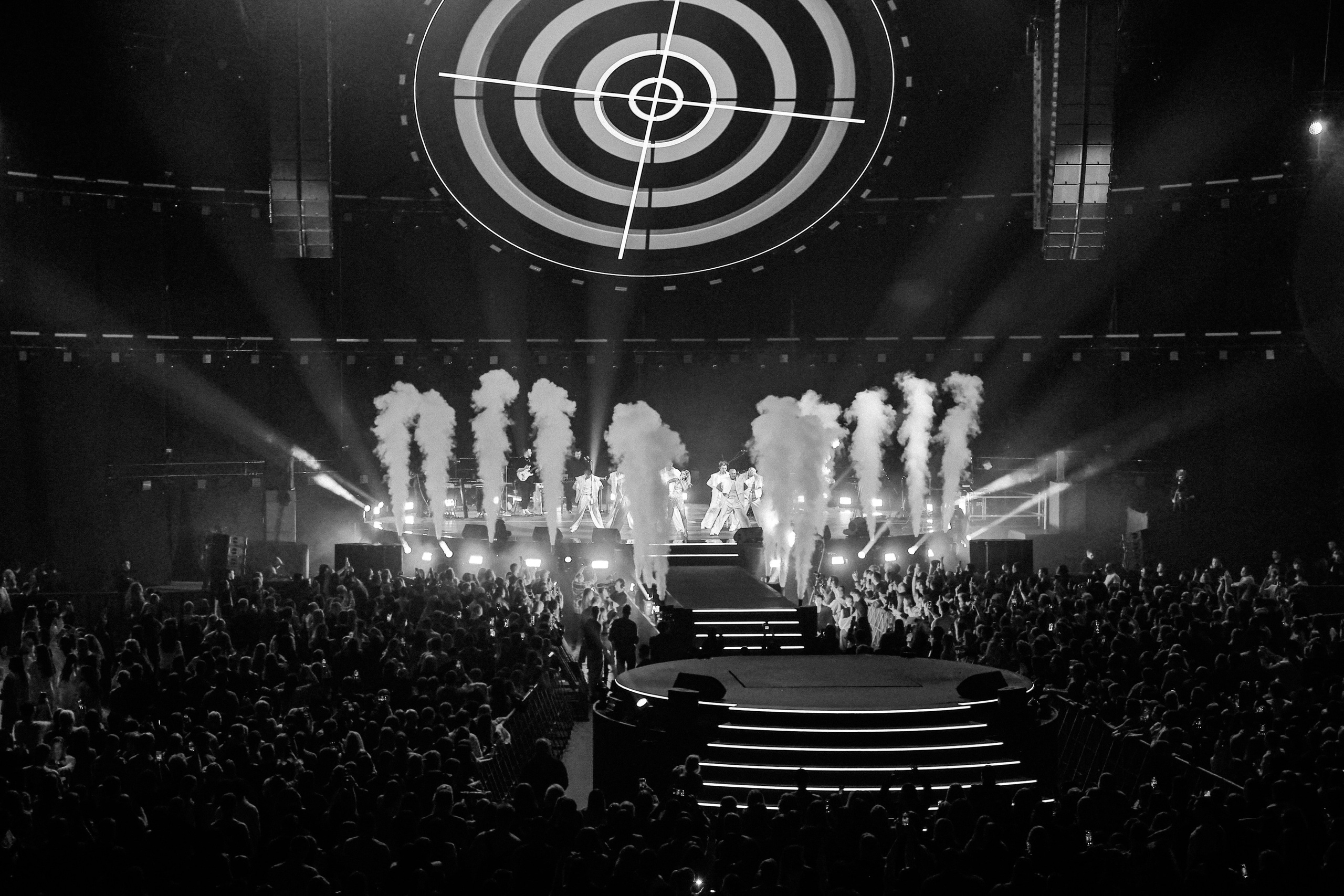 ПЕРВАЯ ЛЕДИ @LIVE ARENA