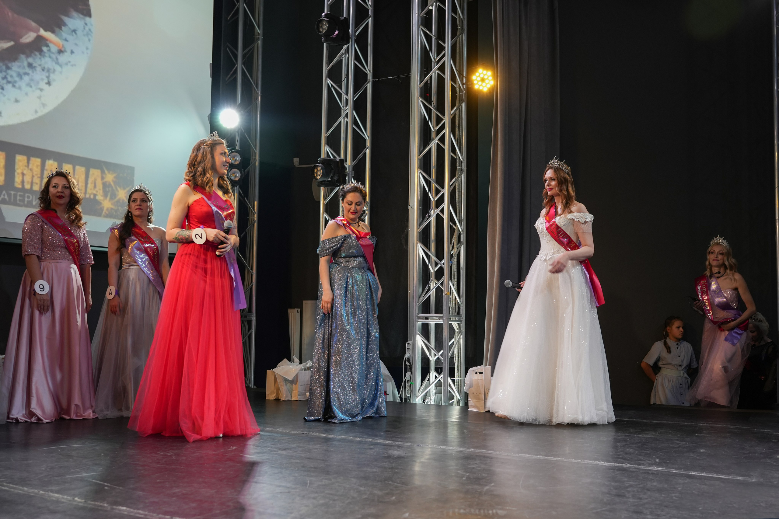 Конкурс Красоты и Материнства " Особенная Мама 2023». Детский и семейный фотограф в Сертолово Регина Хабибуллина