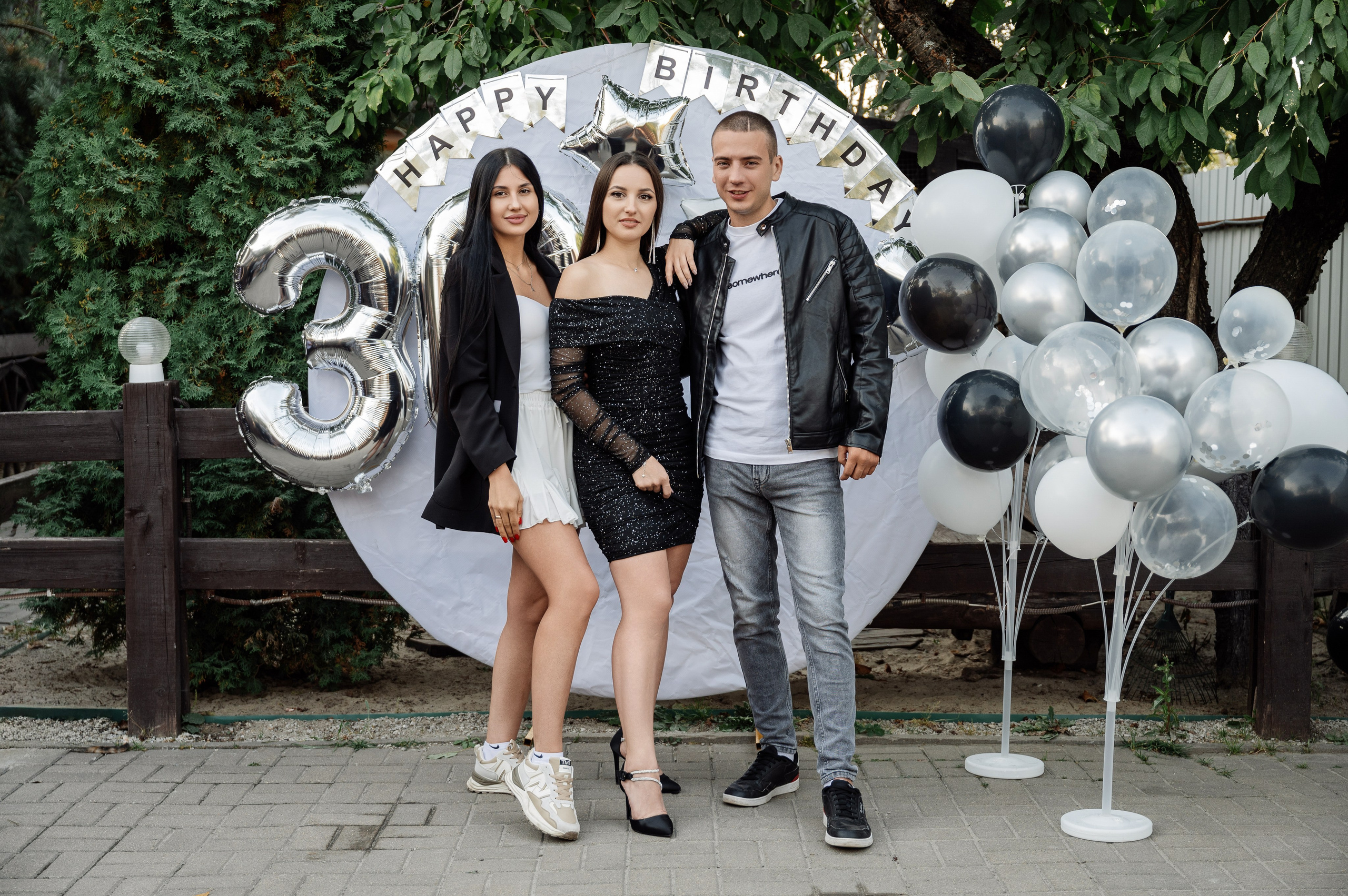 Мне сегодня 30 лет. Фотозона. Свадебный, семейный и репортажный фотограф. Брянск. Эльвира Голенкова