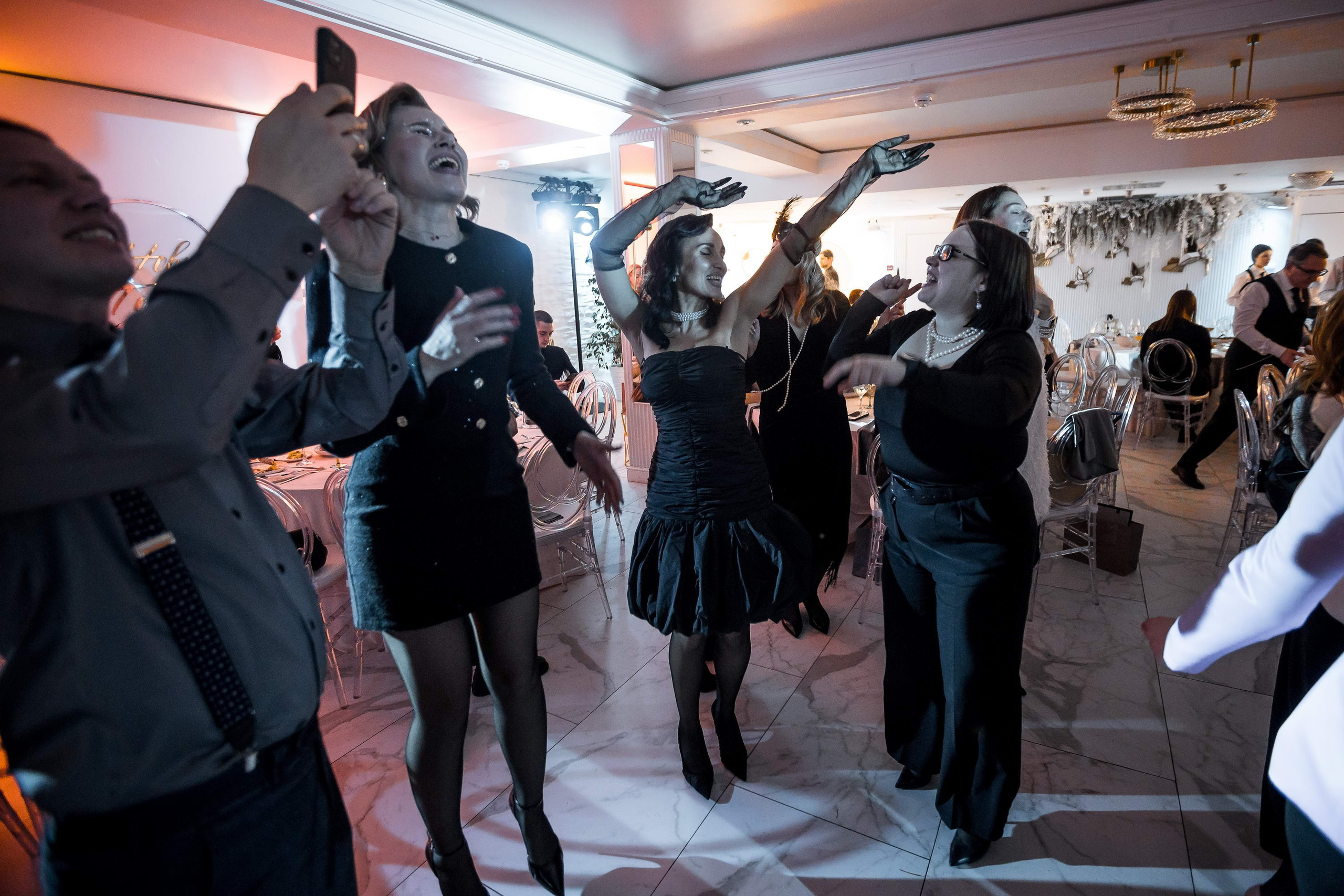 Корпоратив Нмаркет.ПРО. Свадебный фотограф Игорь Брундасов 8PHOTO на свадьбу венчание загс СПб