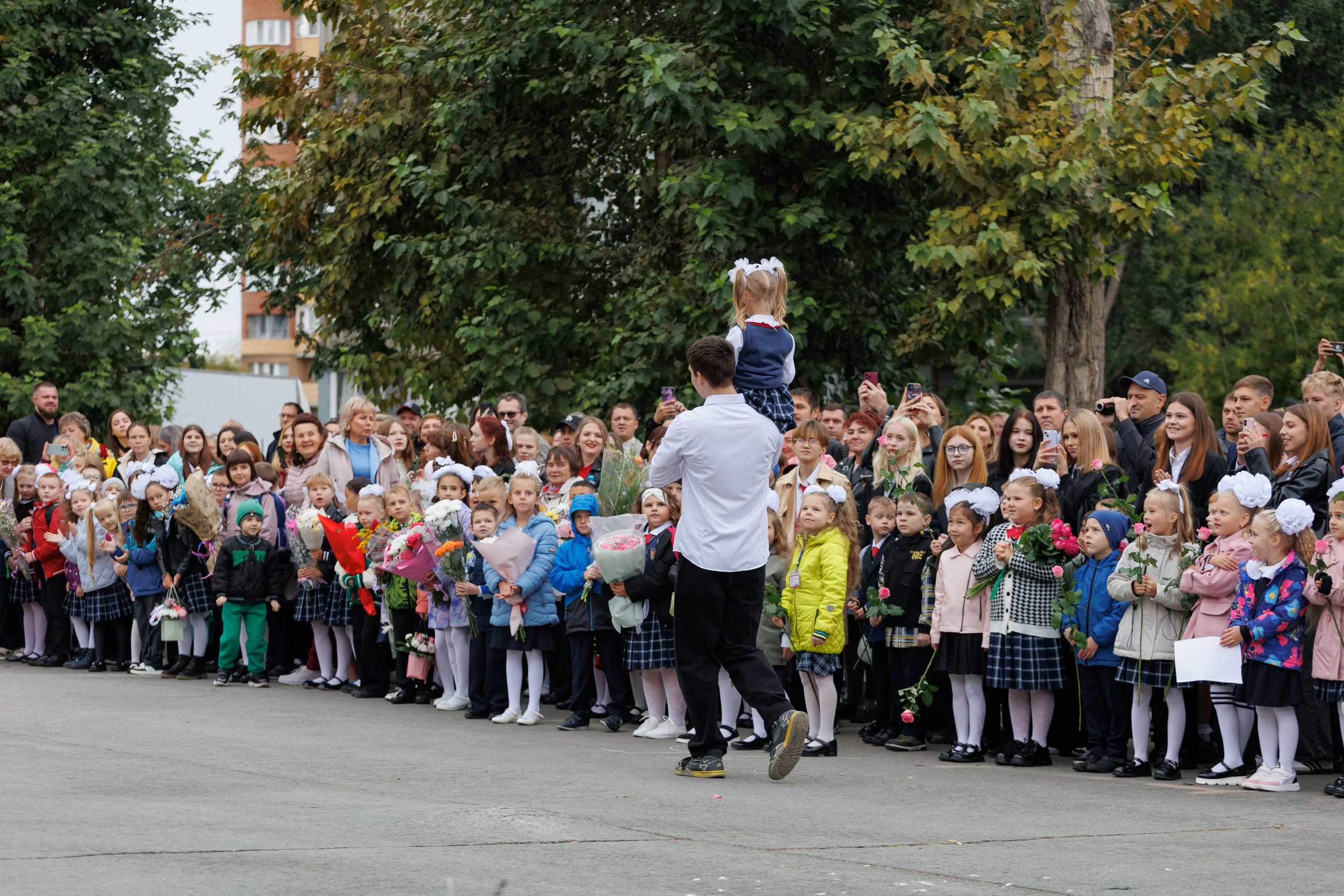 День знаний 2024. Лицей № 28. Фотомастерская Воробьевых