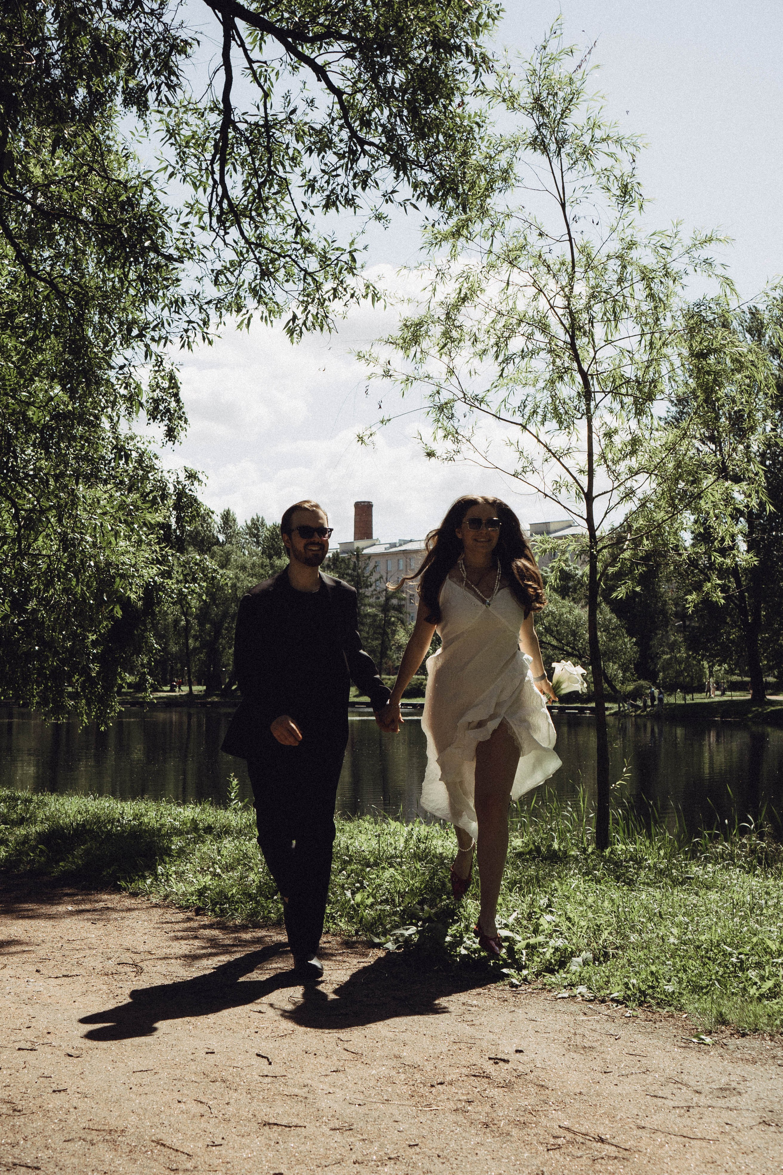 СВАДЕБНАЯ СЬЕМКА В ПАРКЕ ПОБЕДЫ И ПРОГУЛКА ПО МОСКОВСКОМУ ПРОСПЕКТУ. Профессиональный фотограф, Санкт-Петербург — Виктория Богомолова