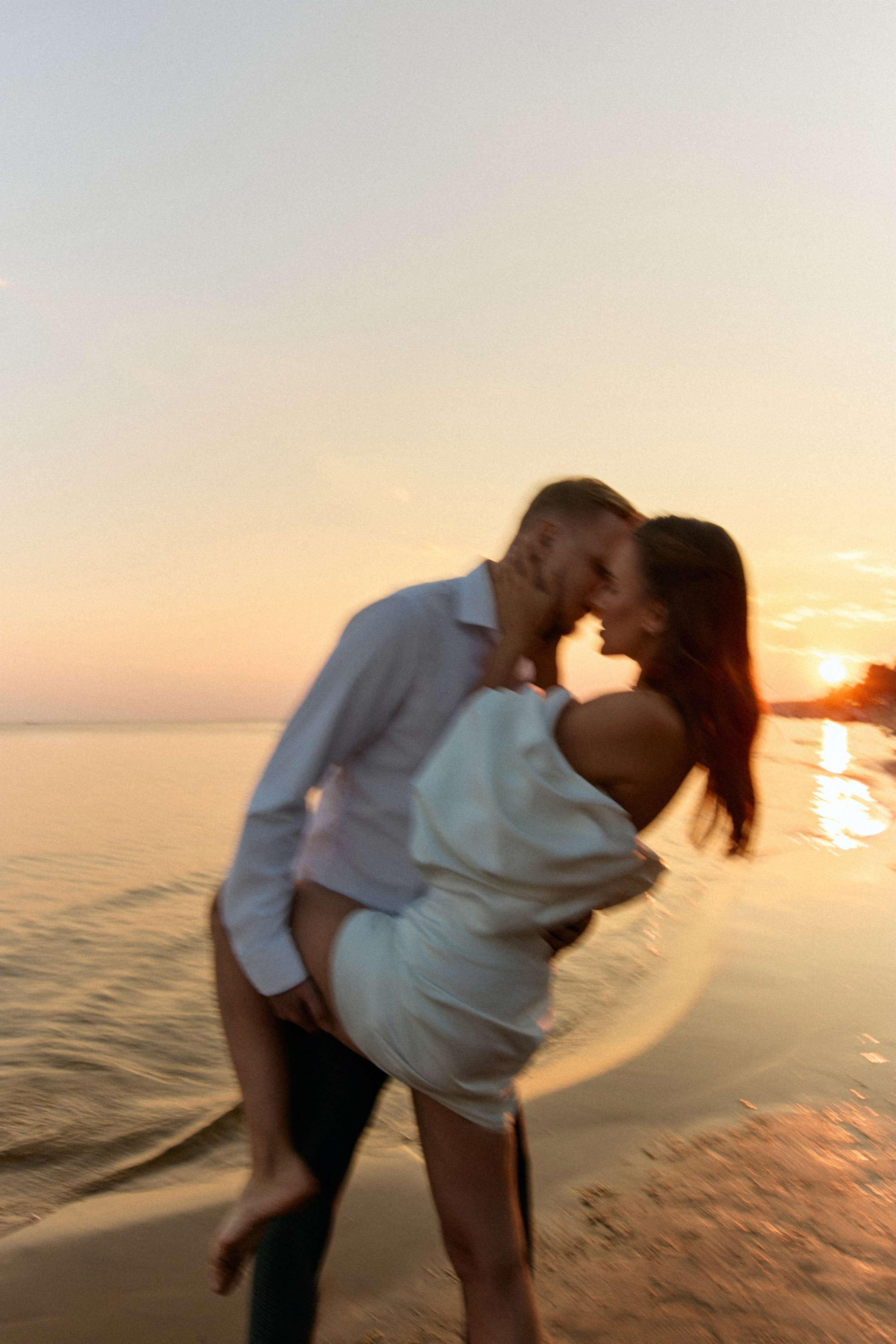 Александр & Варвара. Сестры Карабаза. Фотографы и ретушеры в Москве и Санкт-Петербурге