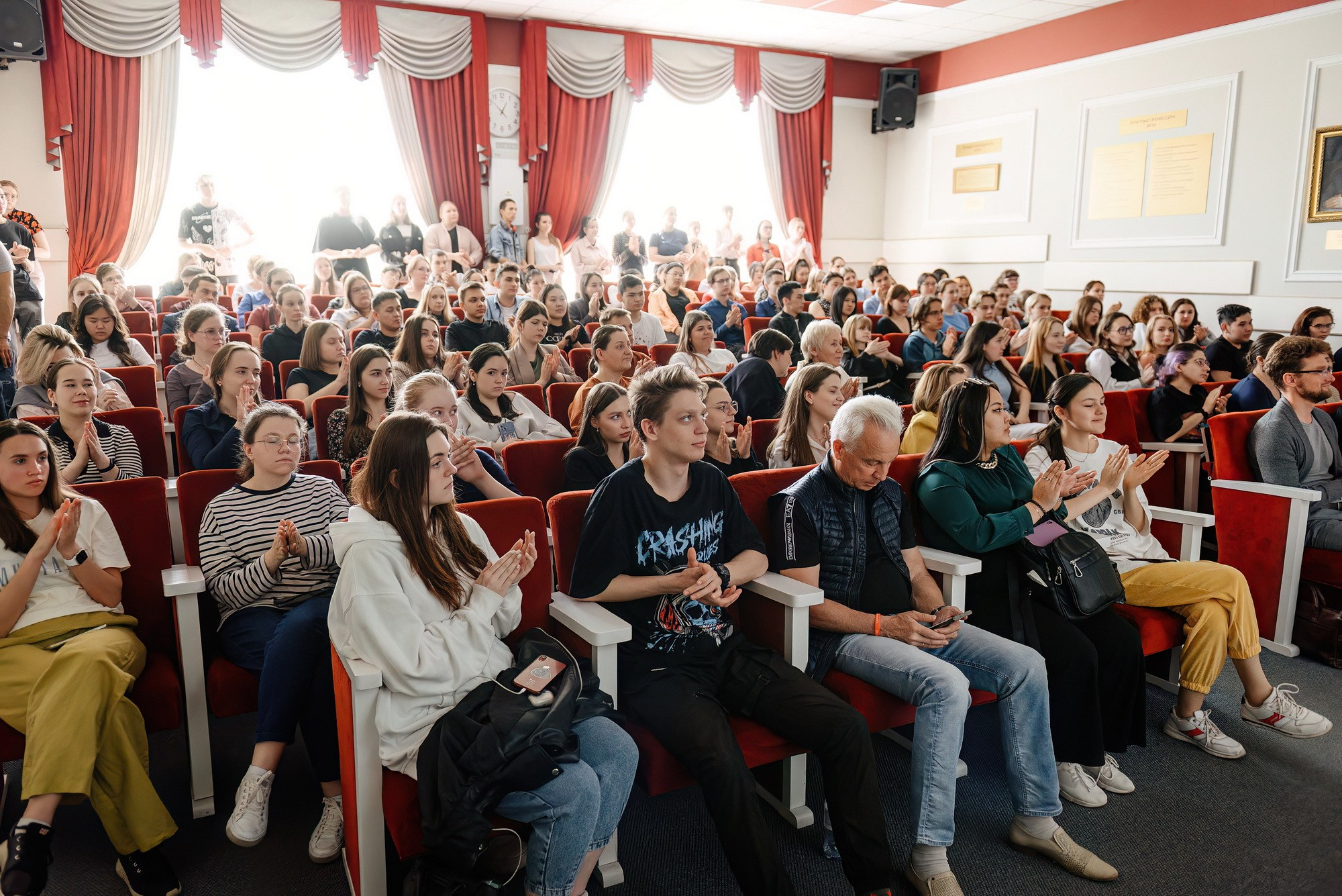 Всероссийская научно-практическая конференция с международным участием по физиологии и патологии системы гемостаза «Баркагановские чтения». Свадебный и репортажный фотограф Никита Сницарев в Барнауле