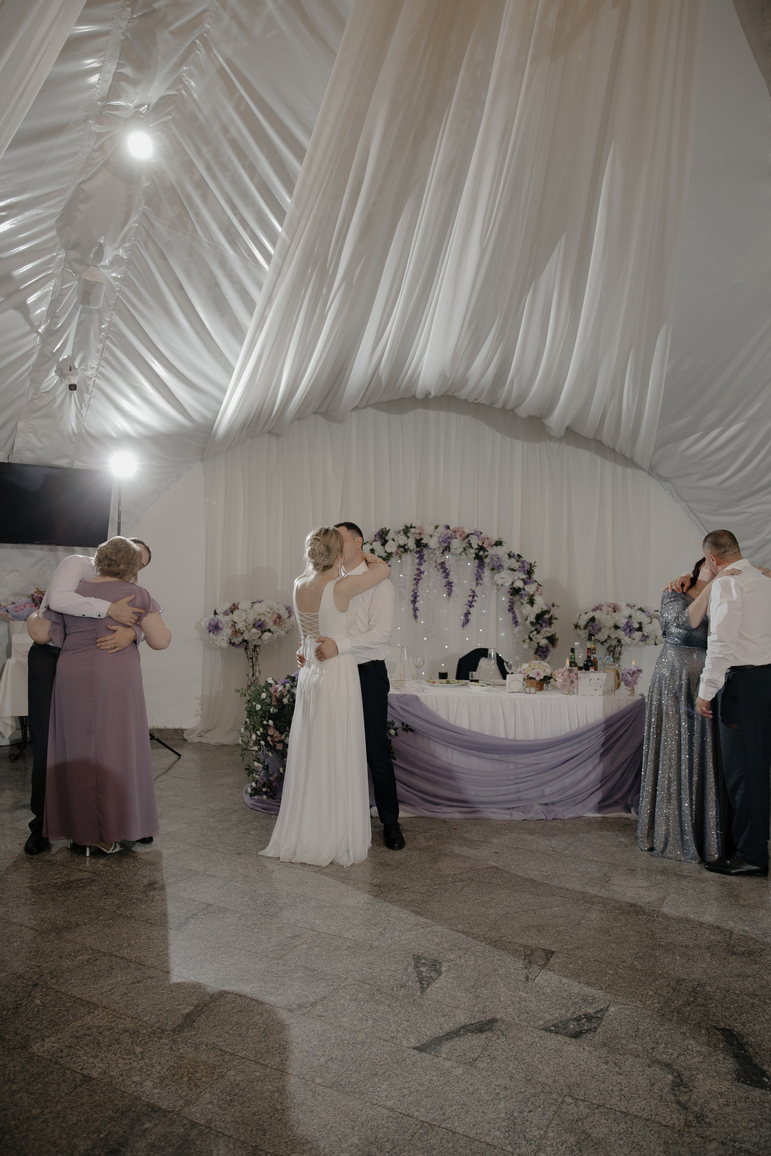 04.08.2024. RETOUCH-HOUSE