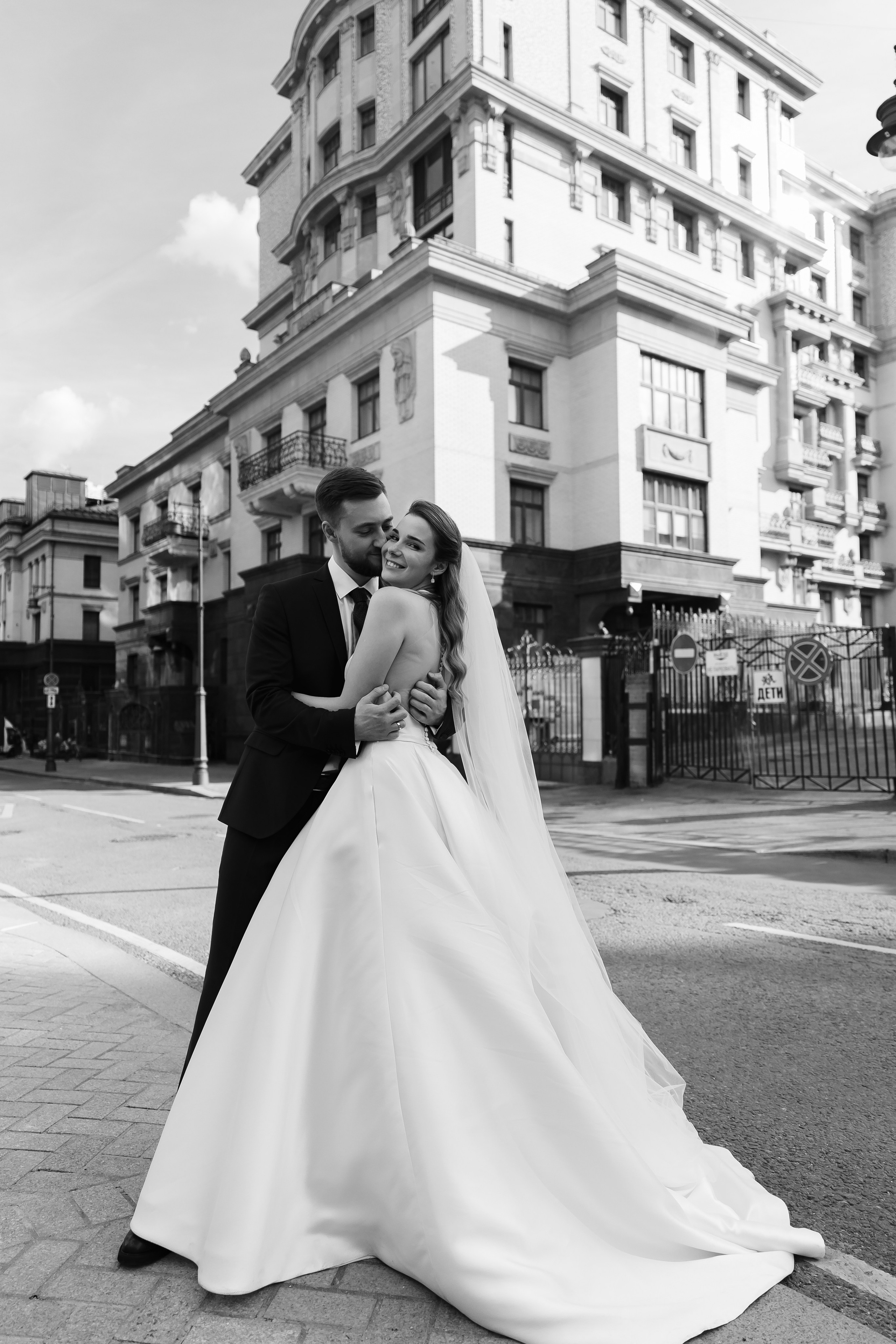 10.08.2024. RETOUCH-HOUSE