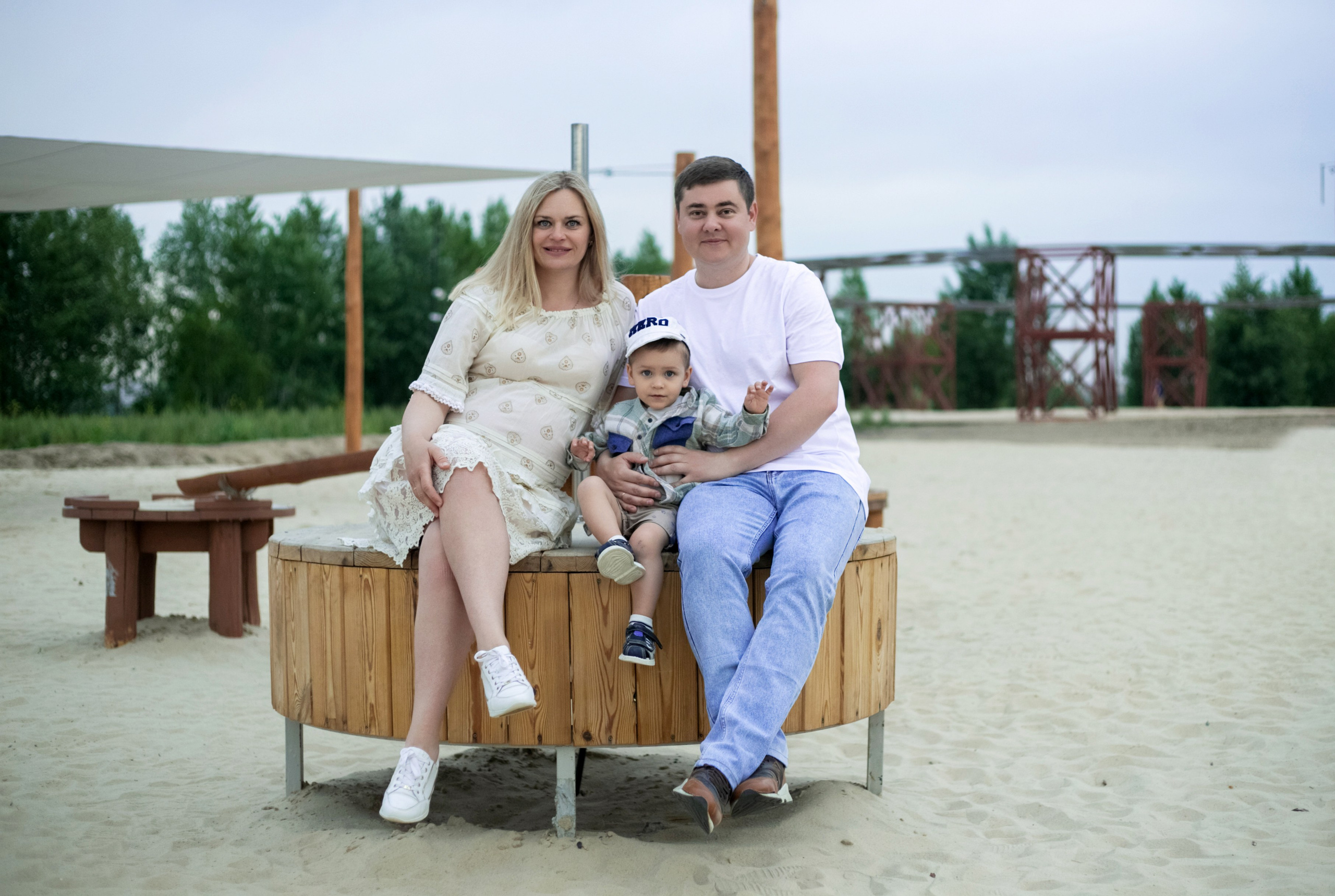 Семейная фотосессия — прогулка по набережной. Вера Соколова фотограф Воронеж