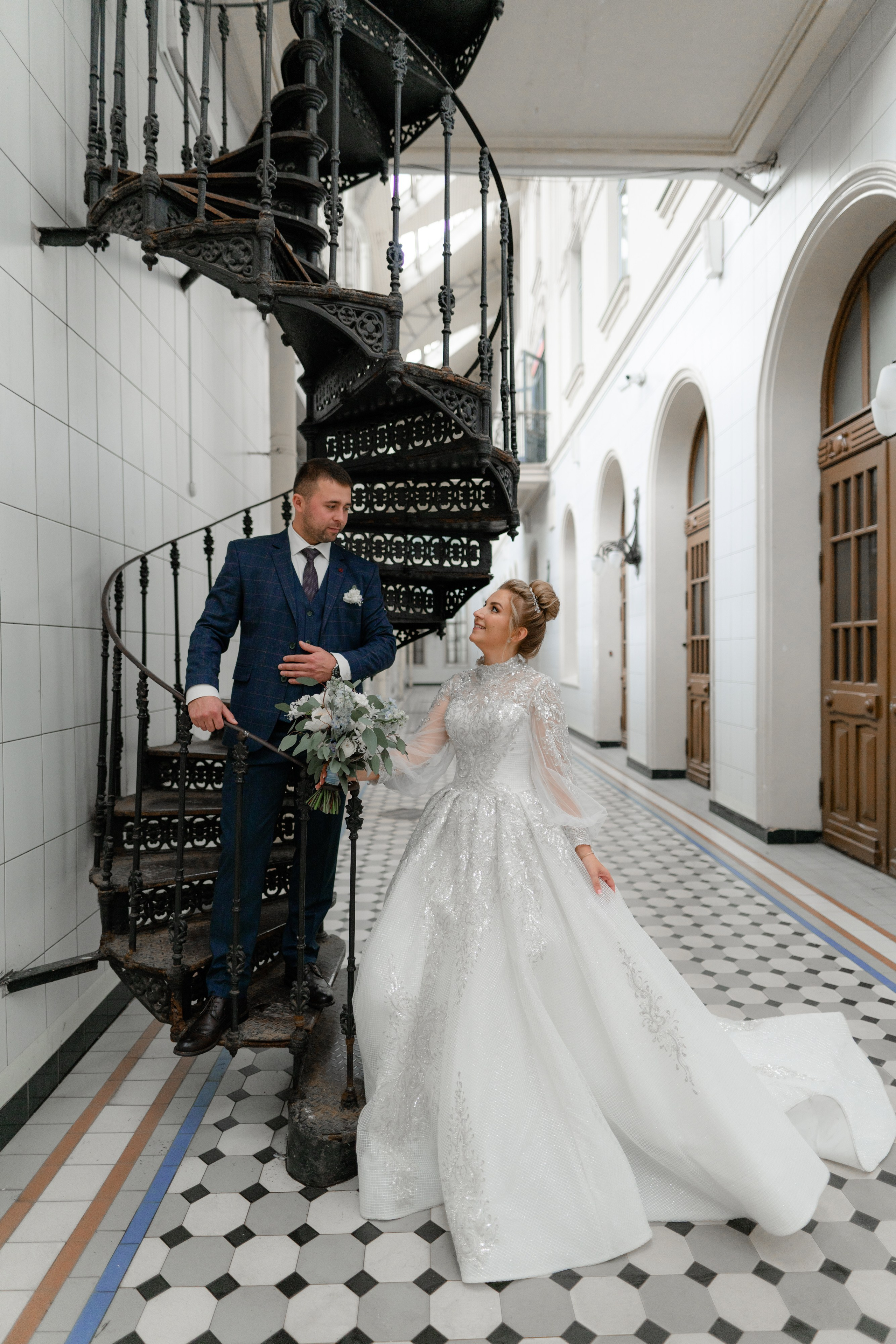 Места для фотосессии зимой в плохую погоду в Санкт-Петербурге. Свадебный фотограф Александр Невский в Санкт-Петербурге