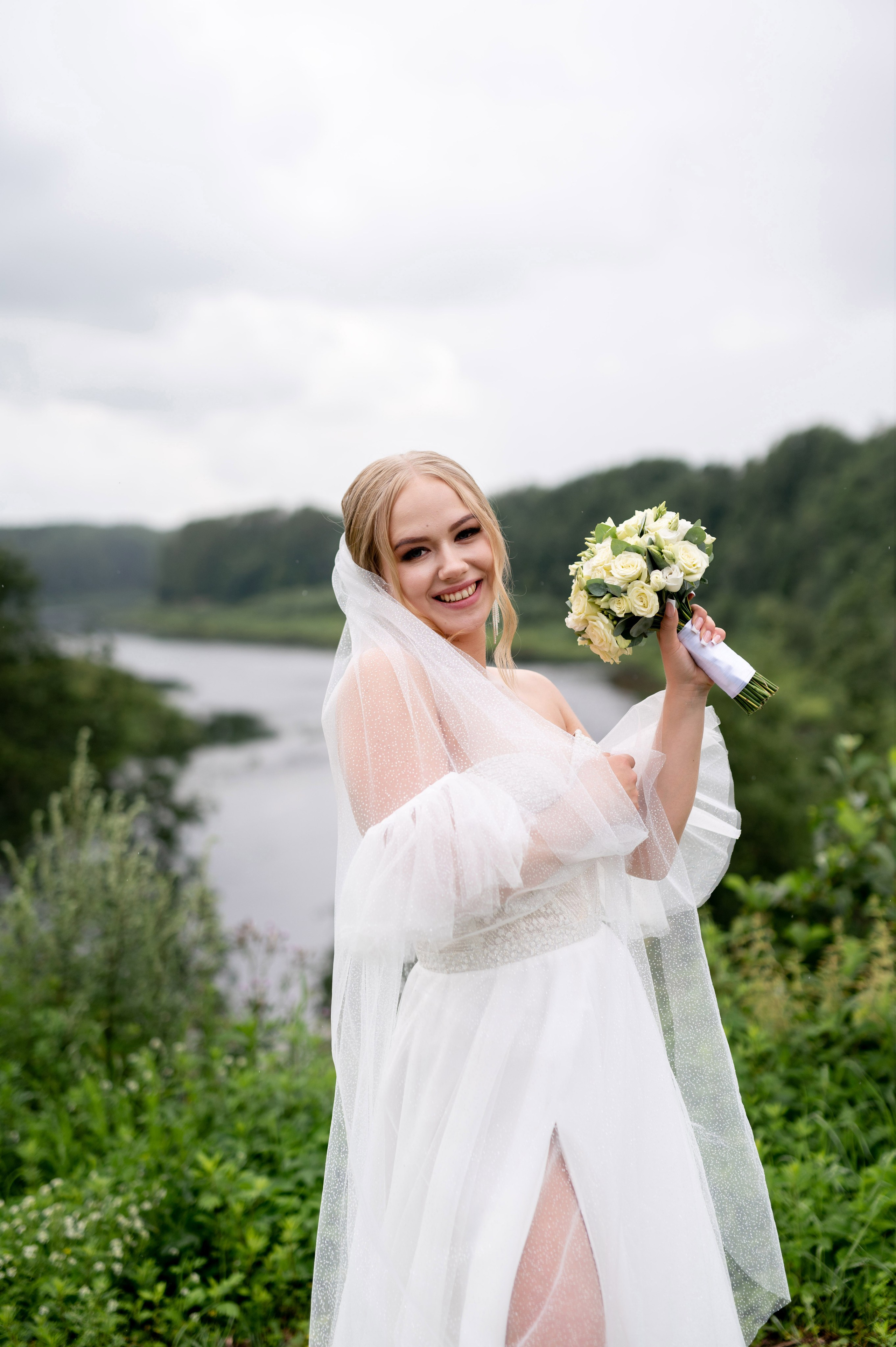 Ксения и Владислав (фотосессия в ЗАГСе и парке города Кингисеппа). Портретный, семейный и свадебный фотограф в Санкт-Петербурге и в Пушкине Ширяев Денис