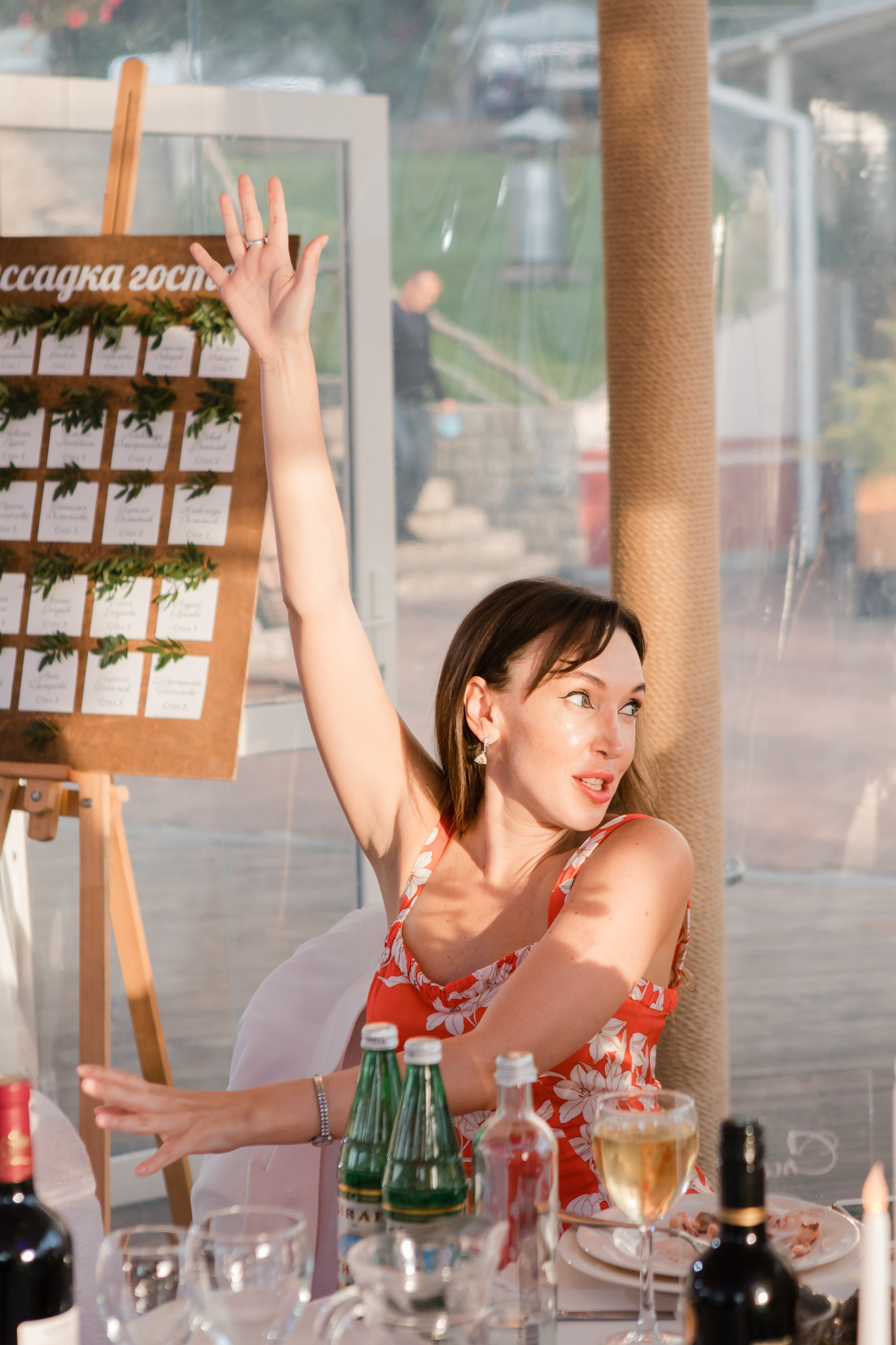 Свадебная фотосъемка Евгения и Натальи. Свадебные фотографии. Видеосъемка и фотосъемка свадеб. Фотограф и оператор на свадьбу. Видеосъемка подкастов, собственная видео-фотостудии. Предметная фотосъемка