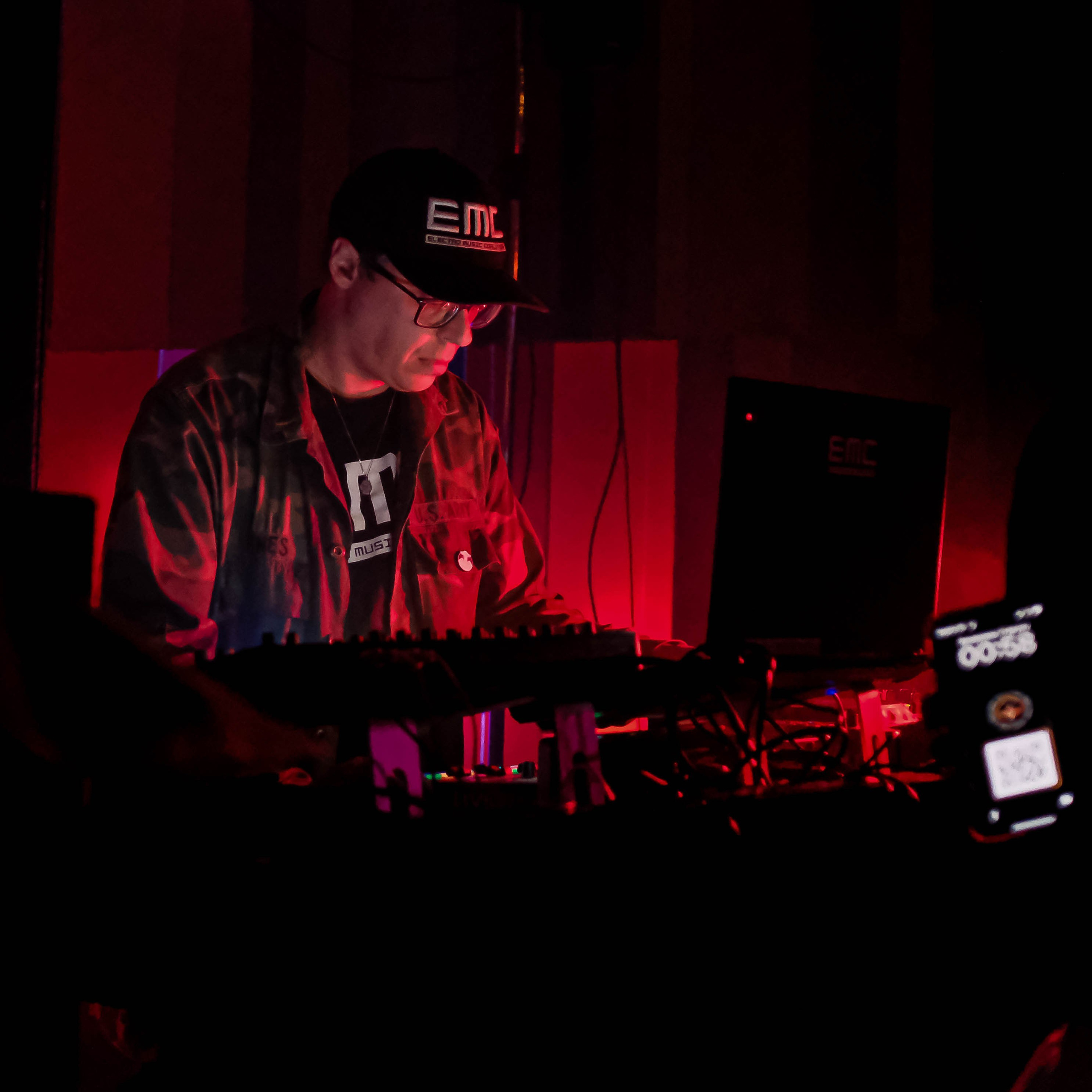 Мир2/16.08.2025. Репортажный фотограф в Санкт-Петербурге Даниил Могута