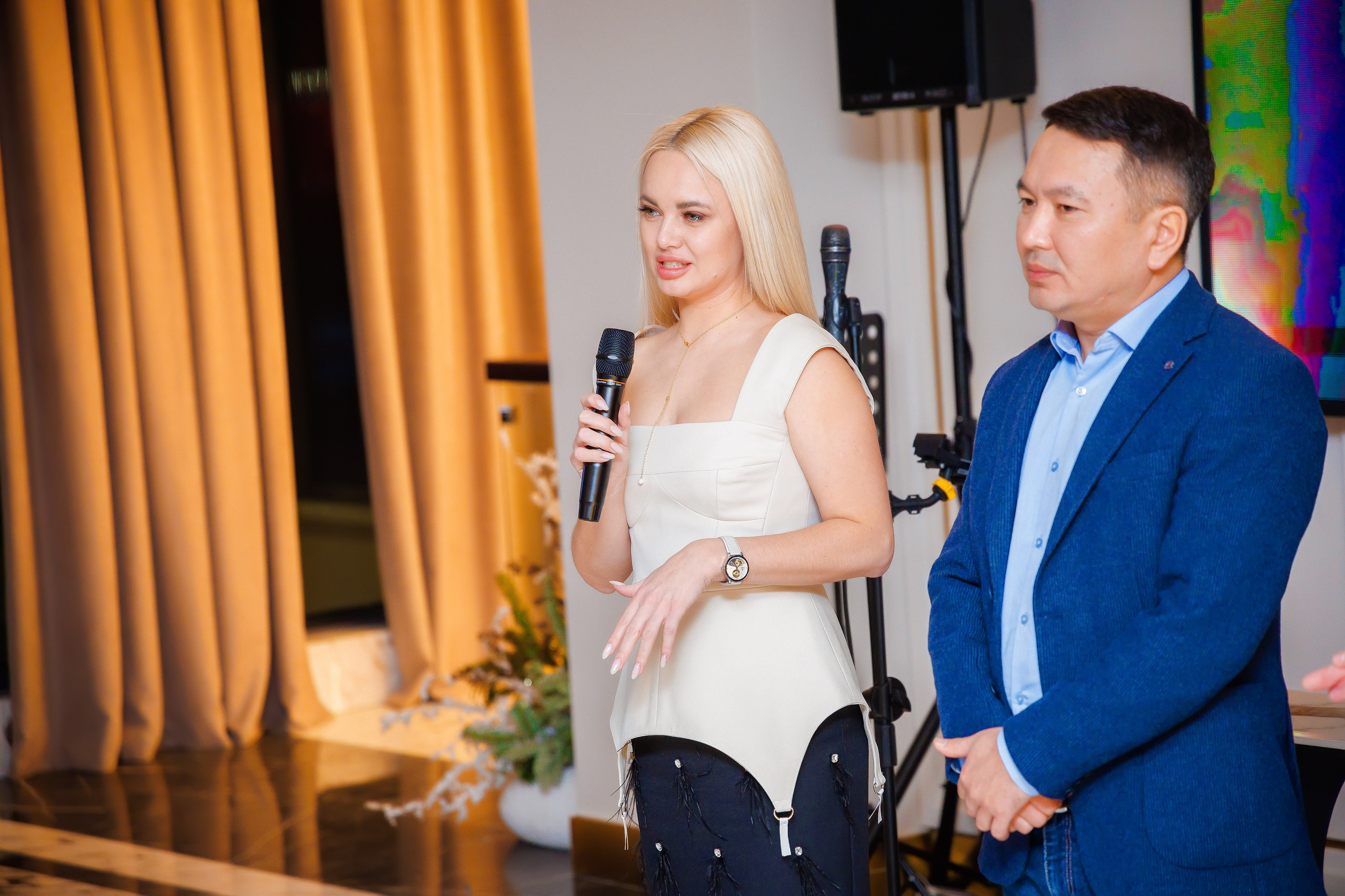 Мероприятие в заведении. Семейный и Свадебный фотограф в Астане Александр Астапов