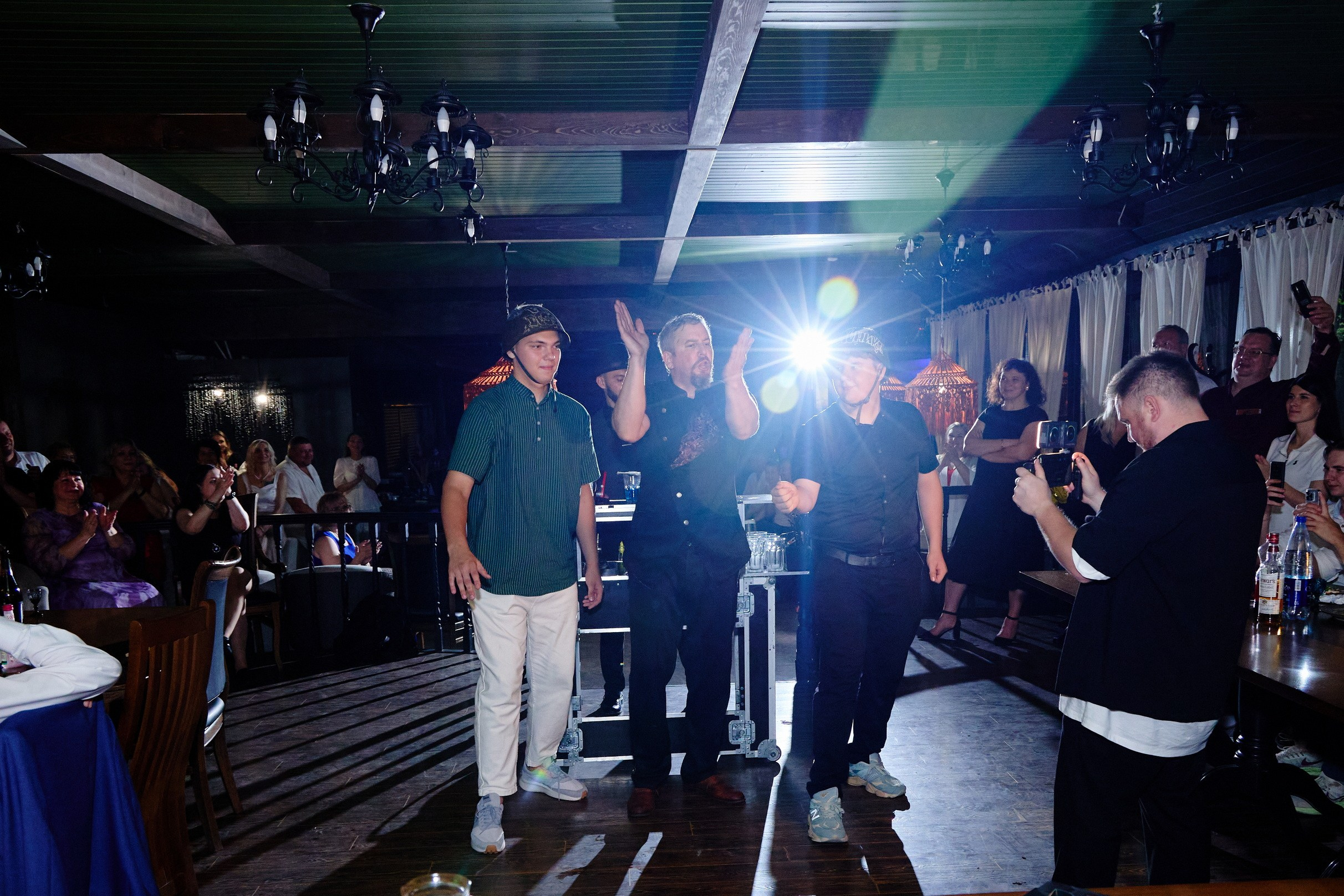 Выпускной 35 Сош. Фотограф Выпускные альбомы Таганрог Сергей Коробченко