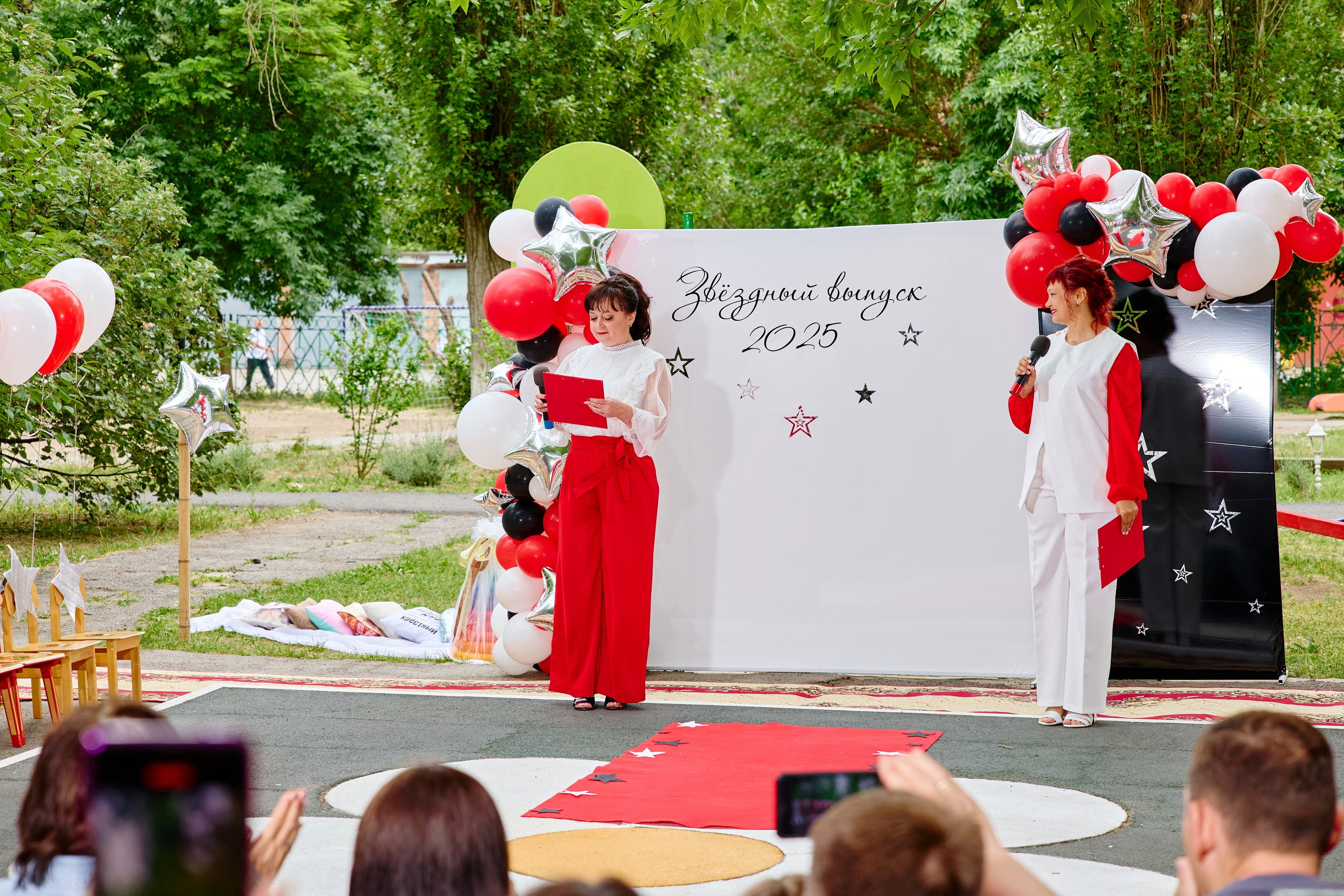 Выпускной 45 сад. Фотограф Выпускные альбомы Таганрог Сергей Коробченко