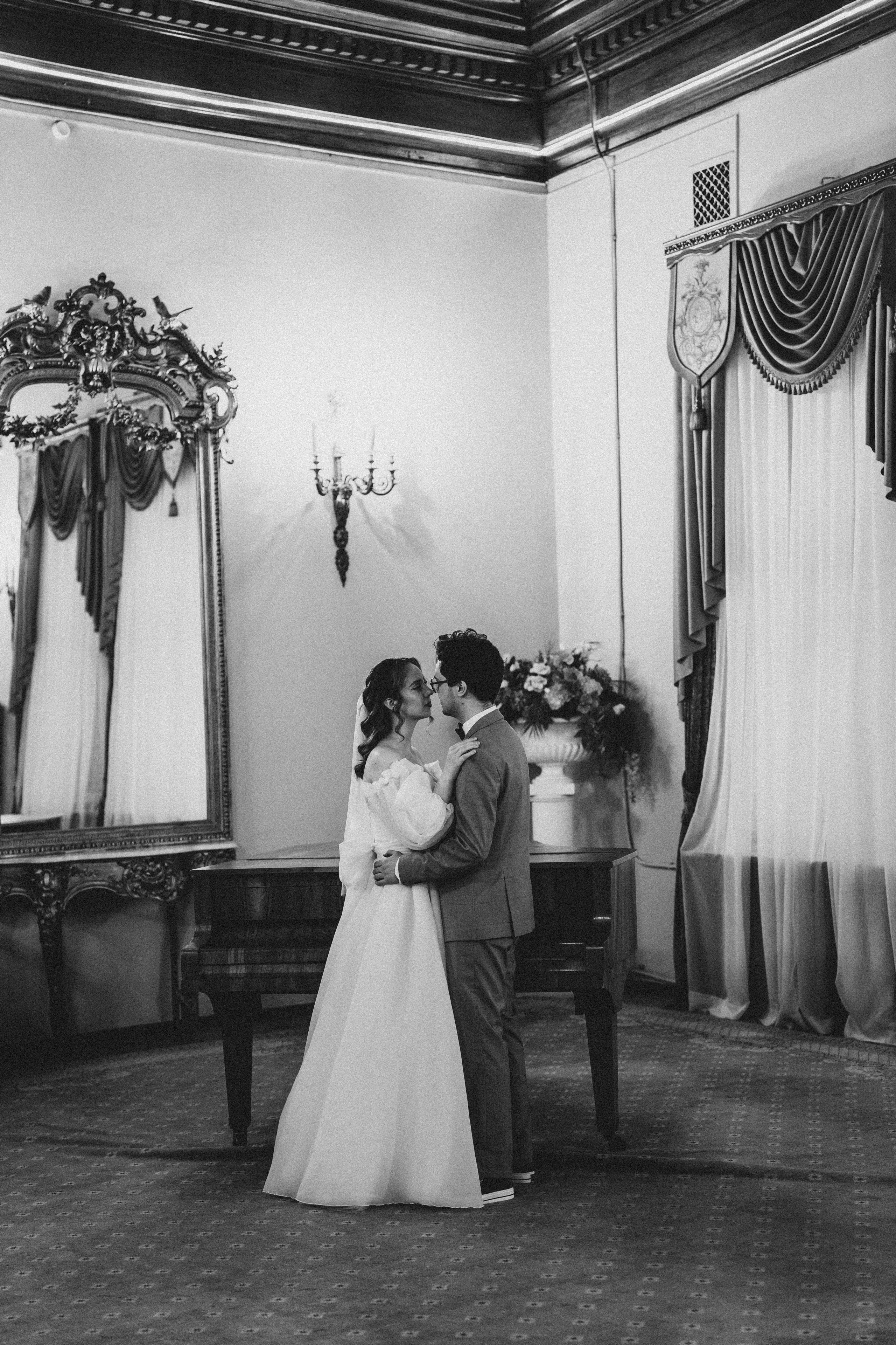 СВАДЕБНАЯ ВО ВТОРОМ ДВОРЦЕ И ПРОГУЛКА В ТАВРИЧЕСКОМ САДУ ЧБ. Профессиональный фотограф, Санкт-Петербург — Виктория Богомолова