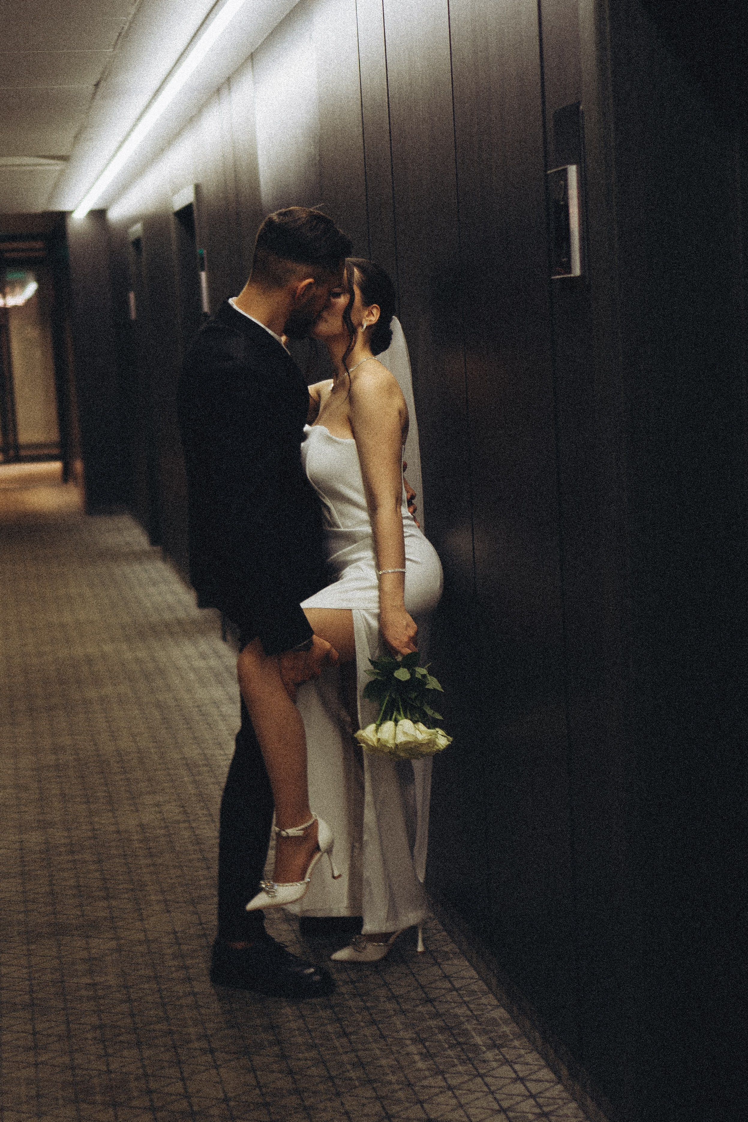 СВАДЕБНАЯ СЬЕМКА СБОРОВ ЖЕНИХА И НЕВЕСТЫ В ОТЕЛЕ И ТАКЖЕ ФОТОСЕССИИЯ В ОТЕЛЕЕ МЕГАПОЛИС БРЯНСК. Профессиональный фотограф, Санкт-Петербург — Виктория Богомолова