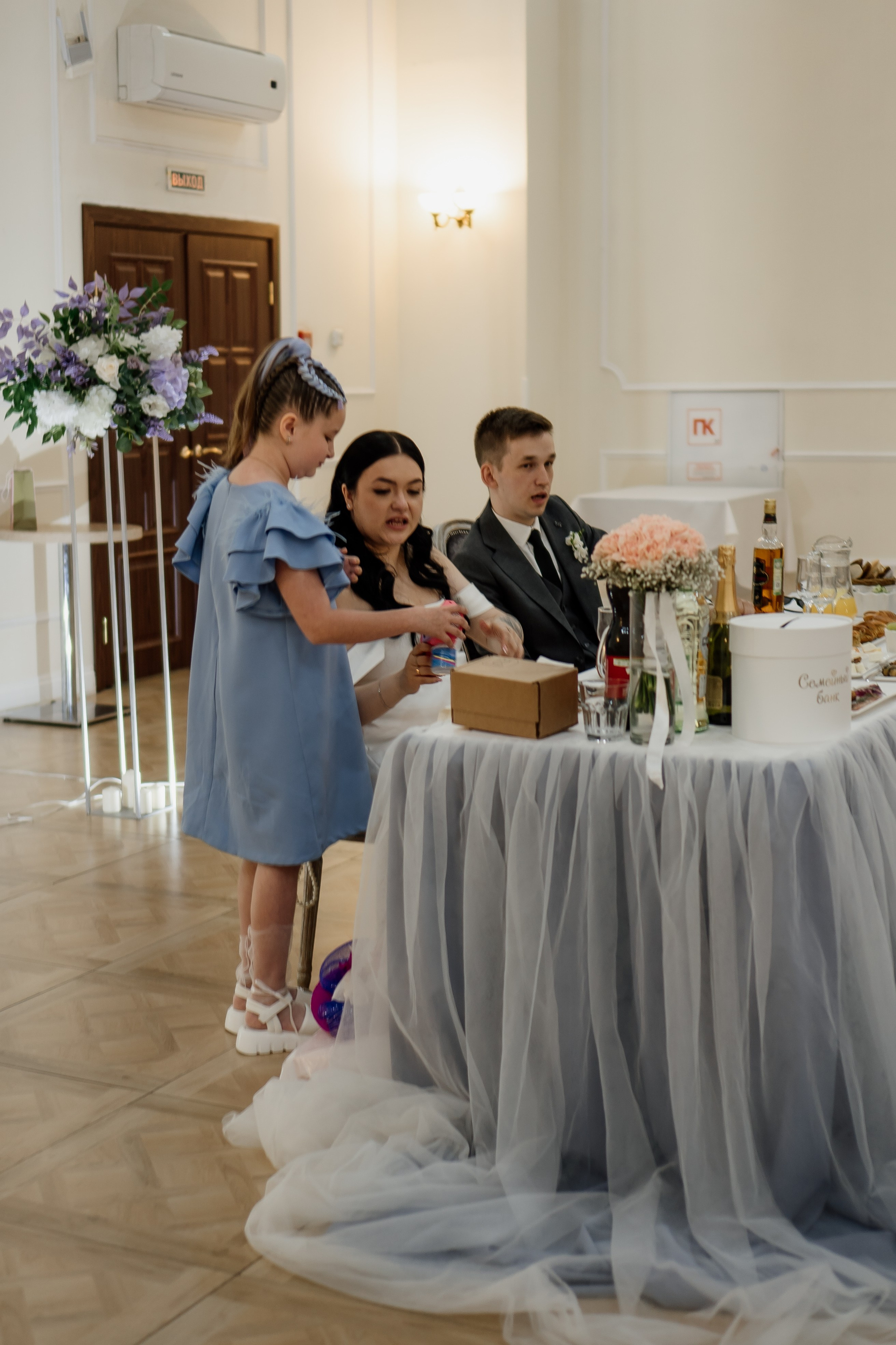 СВАДЕБНАЯ СЬЕМКА В ЗАГСЕ И БАНКЕТ. Профессиональный фотограф, Санкт-Петербург — Виктория Богомолова