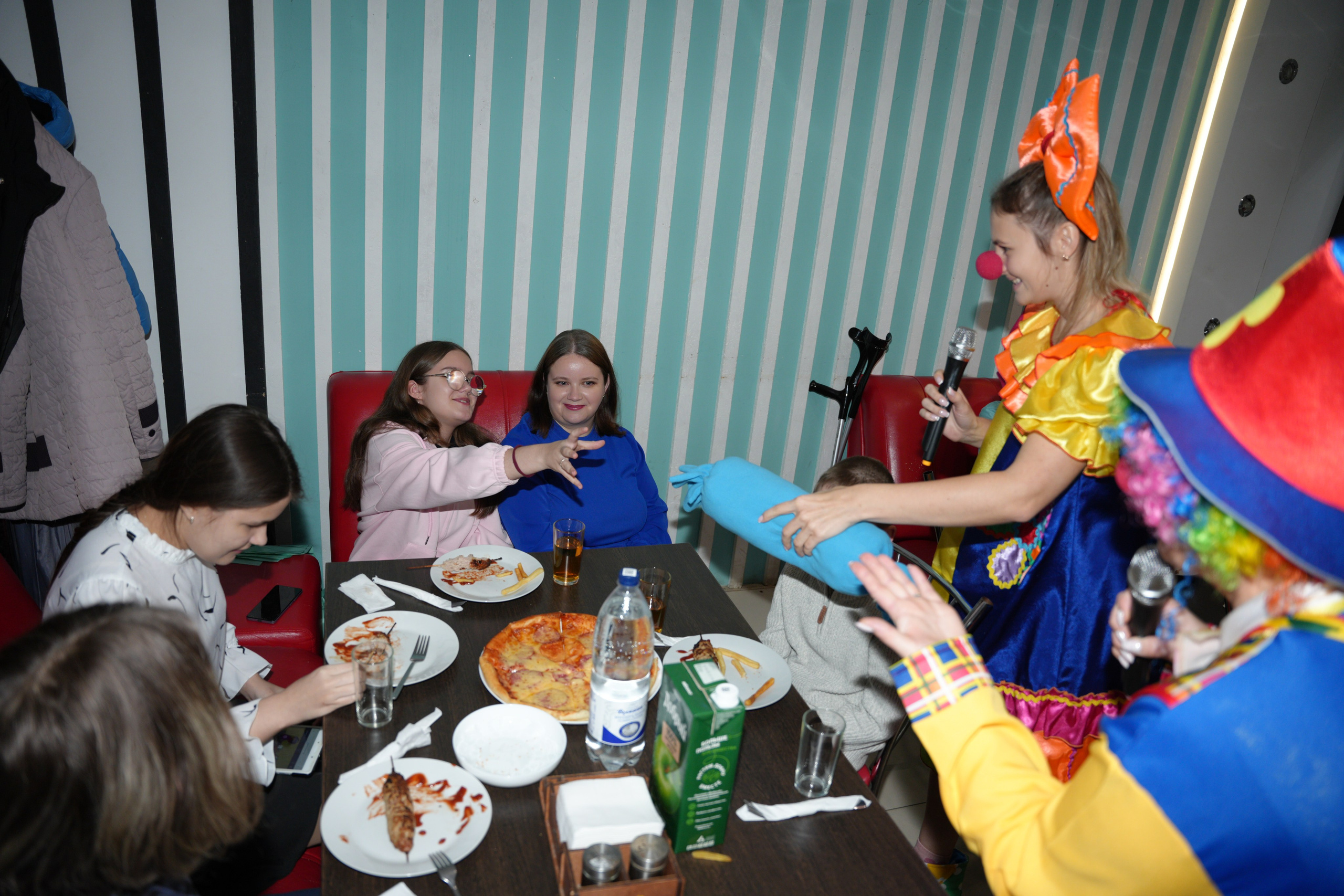 Социально —благотворительная акция «Ты в этом мире не один», посвященная Международному дню инвалидов. ВЫПУСКНЫЕ АЛЬБОМЫ, Школьный фотограф, семейный и свадебный в Саратове и области Ольга Плаксина