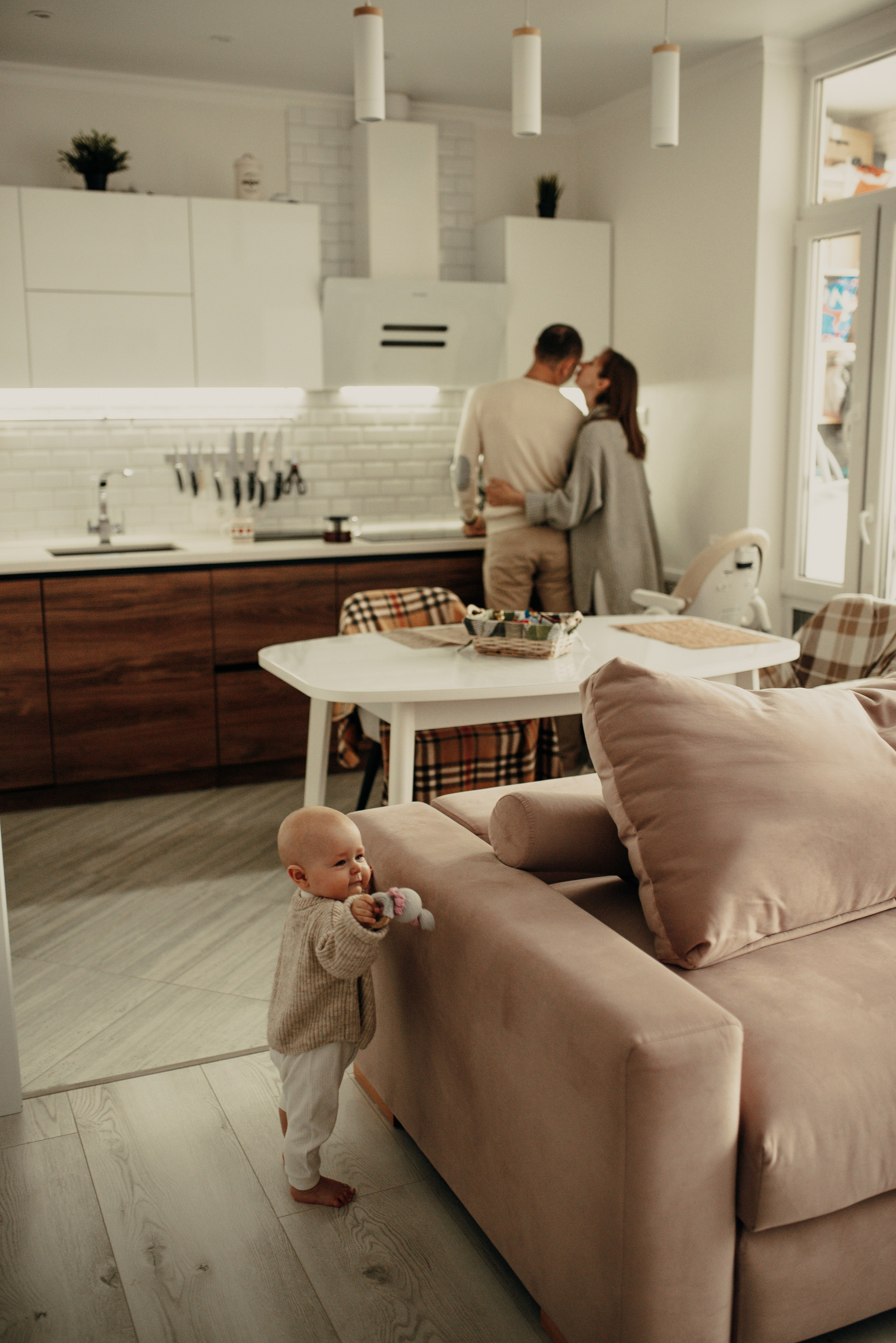 Домашняя семейная история: Василисе 10 месяцев. Семейная фотосессия Бутово Москва фотограф Алина Морщагина