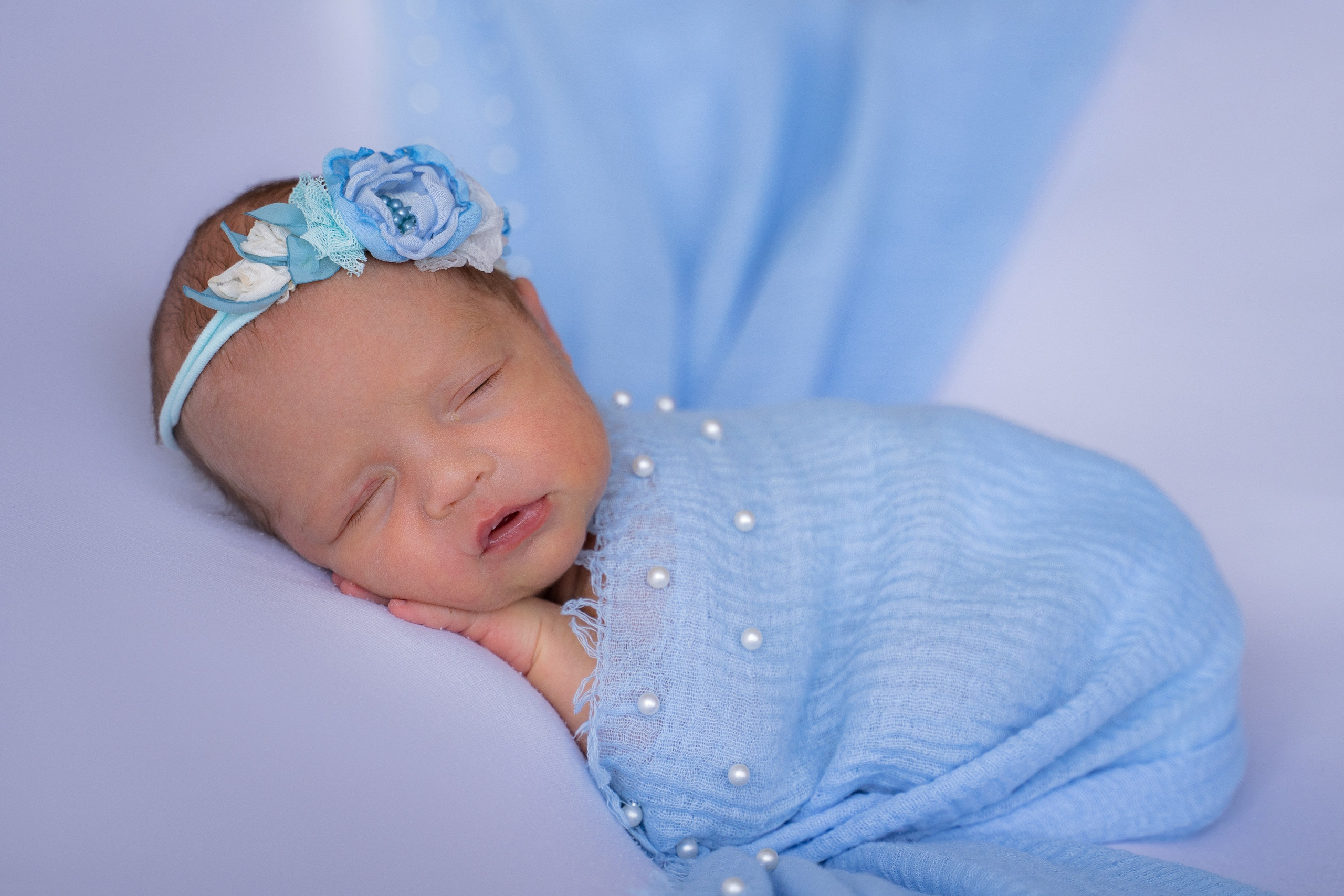 Ньюборн стандарт. Фотостудия Малина в городе Улан-Удэ. Фотограф Ирина Жарникова