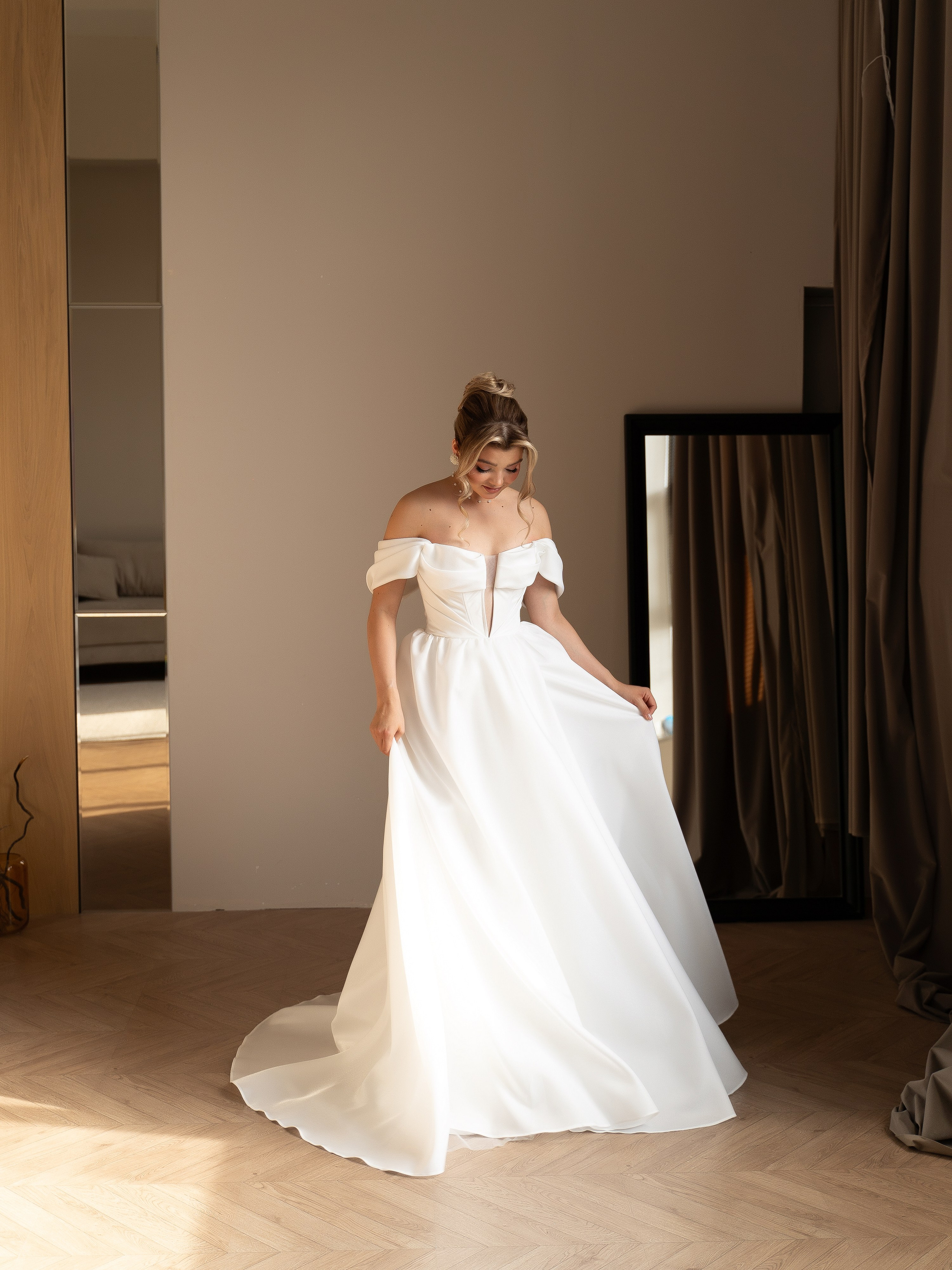 Каталог свадебных платьев. Иван Упоров — фотограф, рилсмейкер чебоксары