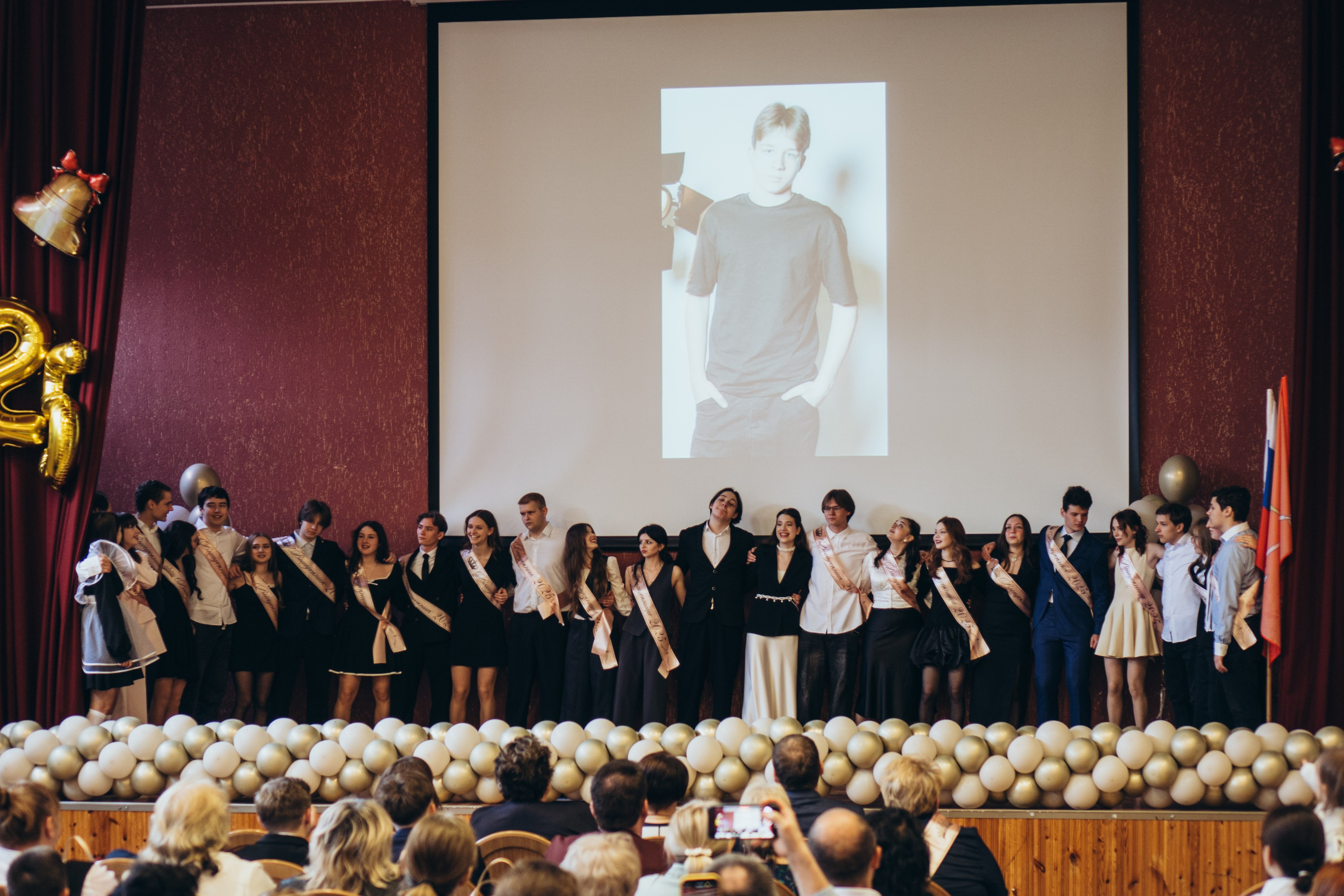 ПОСЛЕДНИЙ ЗВОНОК. Профессиональный фотограф, Санкт-Петербург — Виктория Богомолова