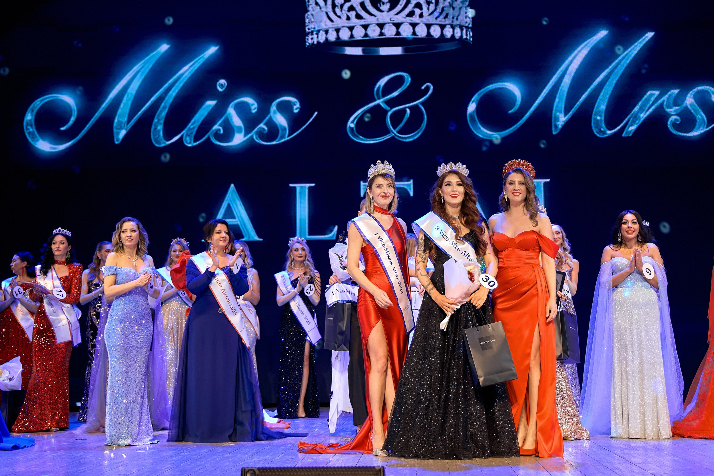 Мисс Алтай 2025. Свадебный репортажный и фуд фотограф в Барнауле Гайфулин Виталий