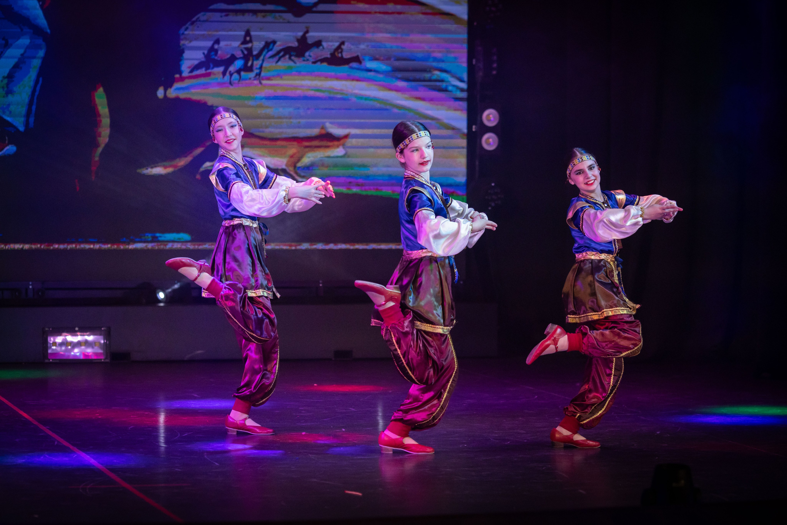 Дк Воровского отчетный концерт. Семейный и детский фотограф Анна Петракова