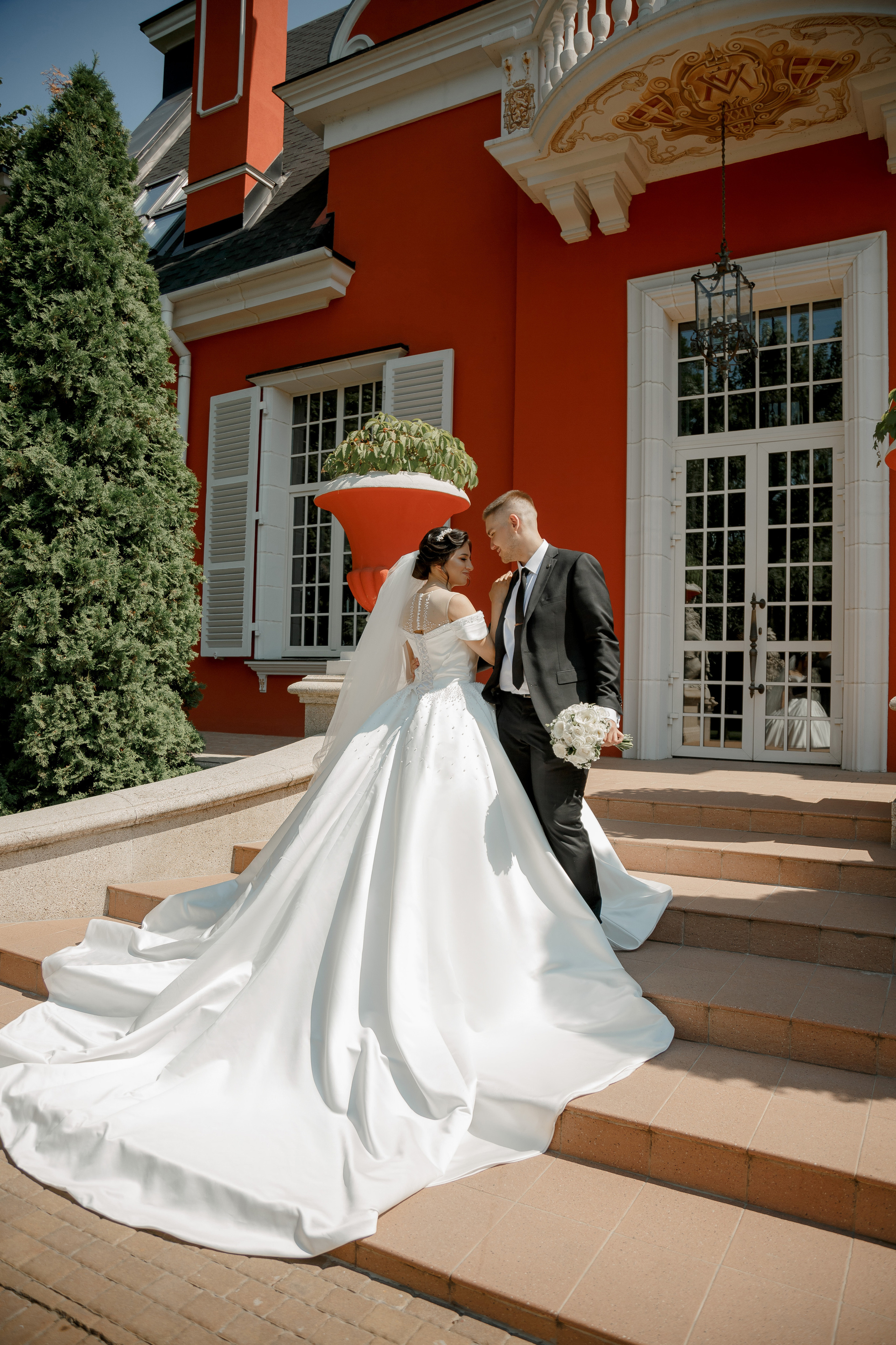 V&D. Фотограф Эмма Хатламаджиян