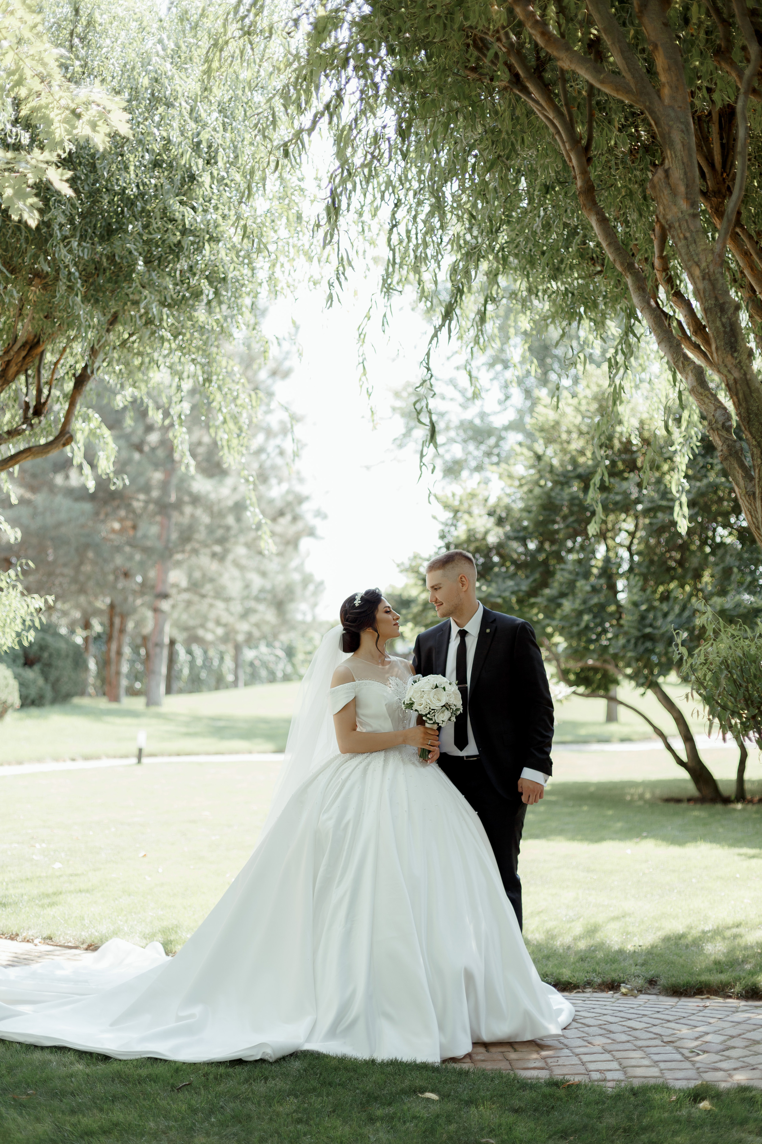 V&D. Фотограф Эмма Хатламаджиян