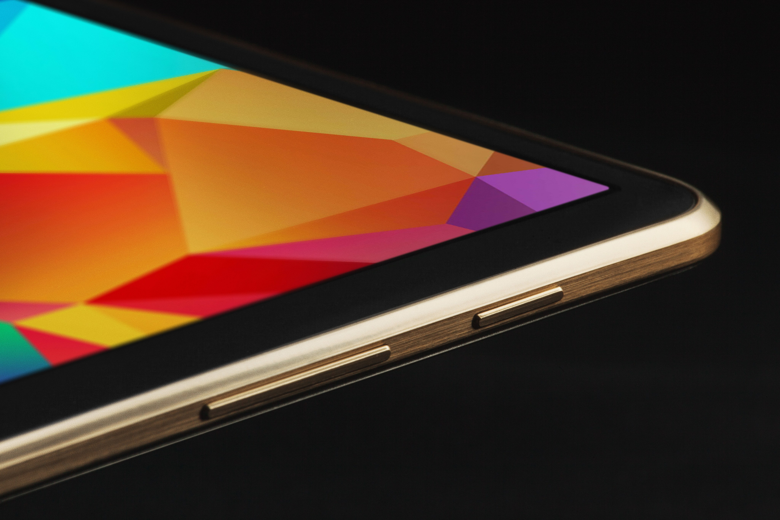 ФОТОСЪЁМКА С ИСПОЛЬЗОВАНИЕМ РЕКВИЗИТА / ДЕМОНСТРАЦИОННАЯ ПОДАЧА. Ильшат Бикмиев — предметный фотограф. Каталог и рекламная съёмка для бизнеса Алматы. Качественные фото для бизнеса, маркетплейсов интернета