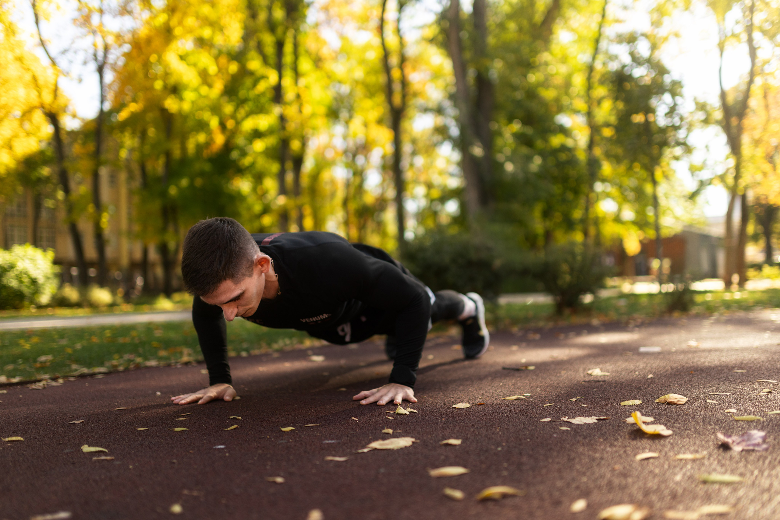 Фотосет на спортплощадке с Владом для контента. Дмитрий Шульгин, портретный фотограф в Воронеже