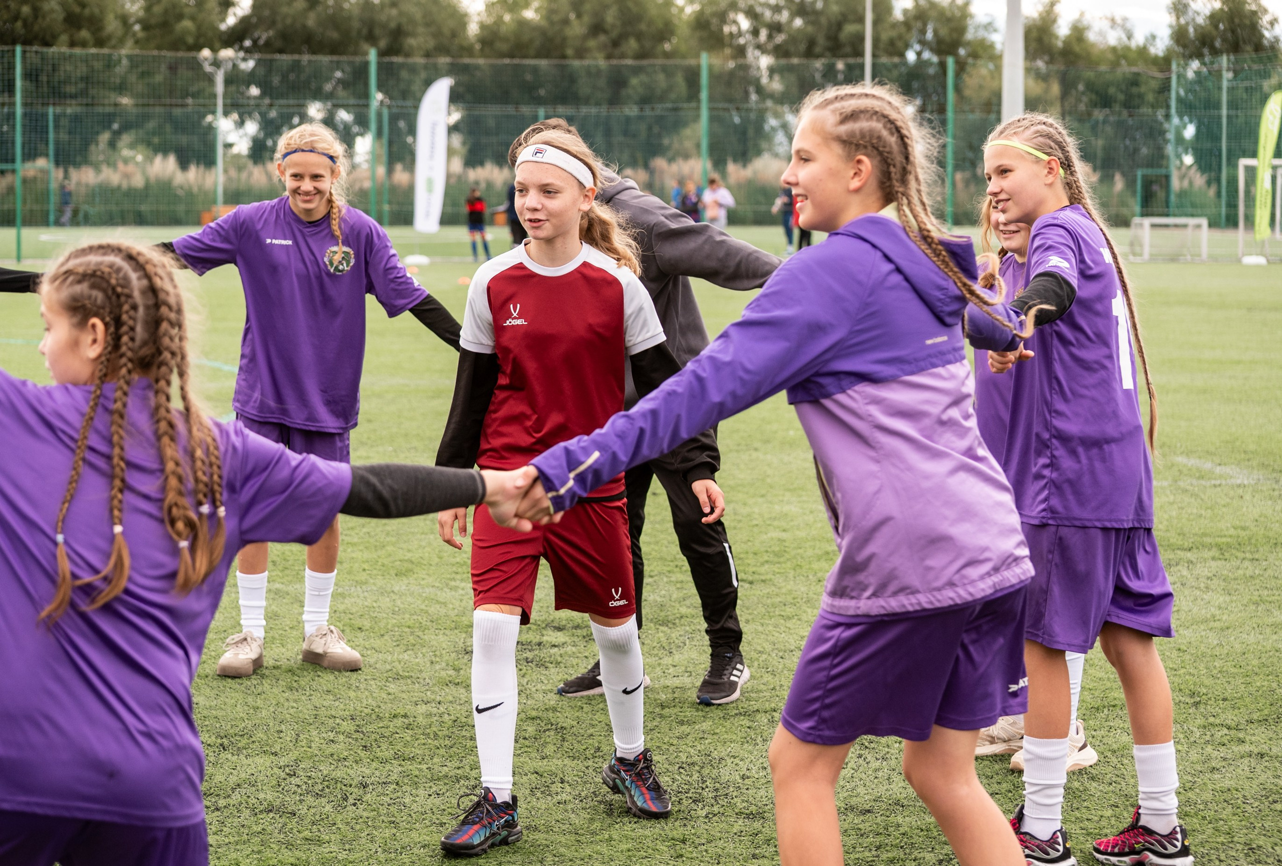Фестиваль футбола Искра. Девочки. Свадебный и семейный фотограф София Невская