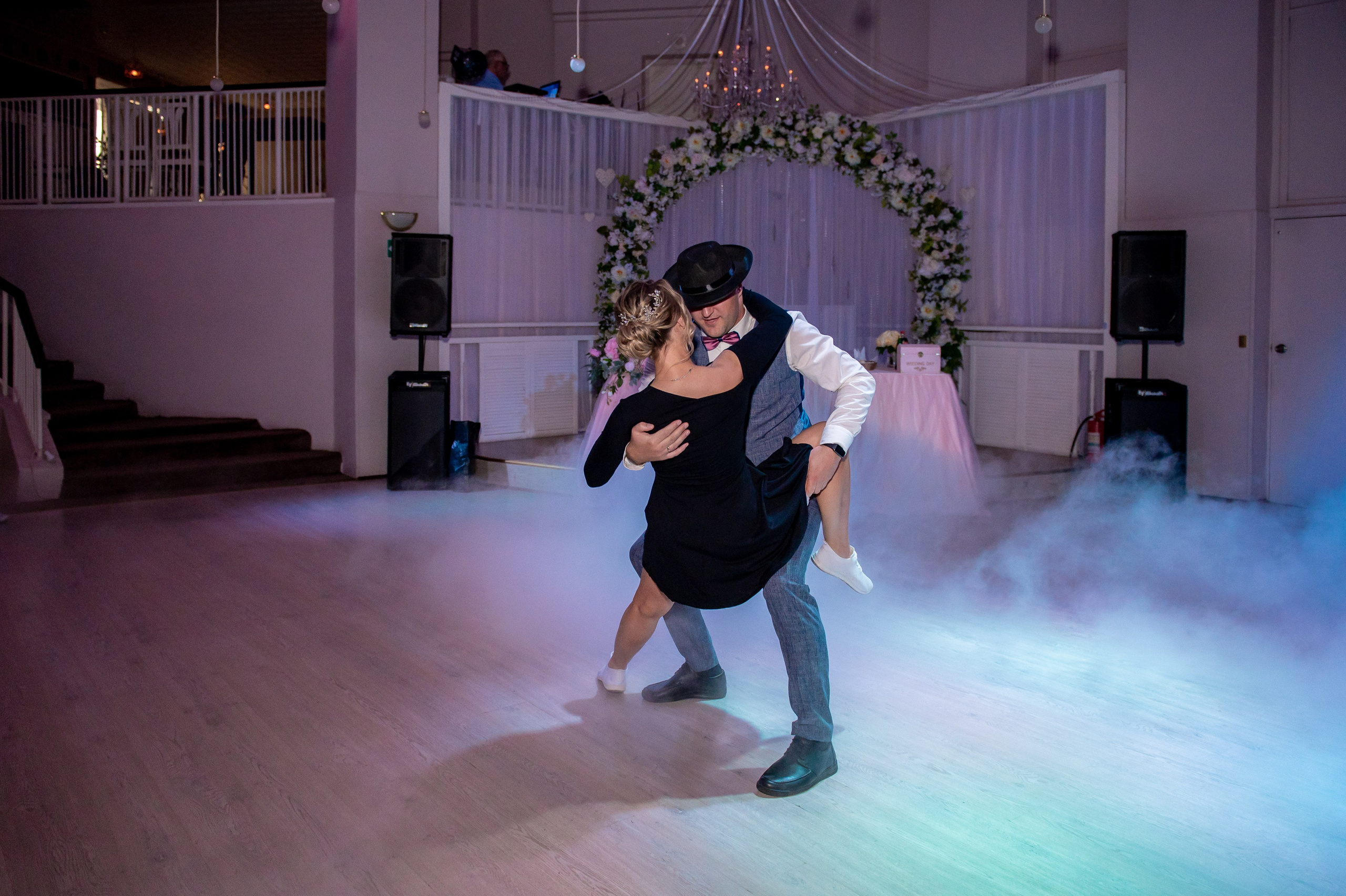 Анастасия и Игорь (фотосессия во Втором Дворце Бракосочетания, Польский сад, здание городской Ратуши). Портретный, семейный и свадебный фотограф в Санкт-Петербурге и в Пушкине Ширяев Денис