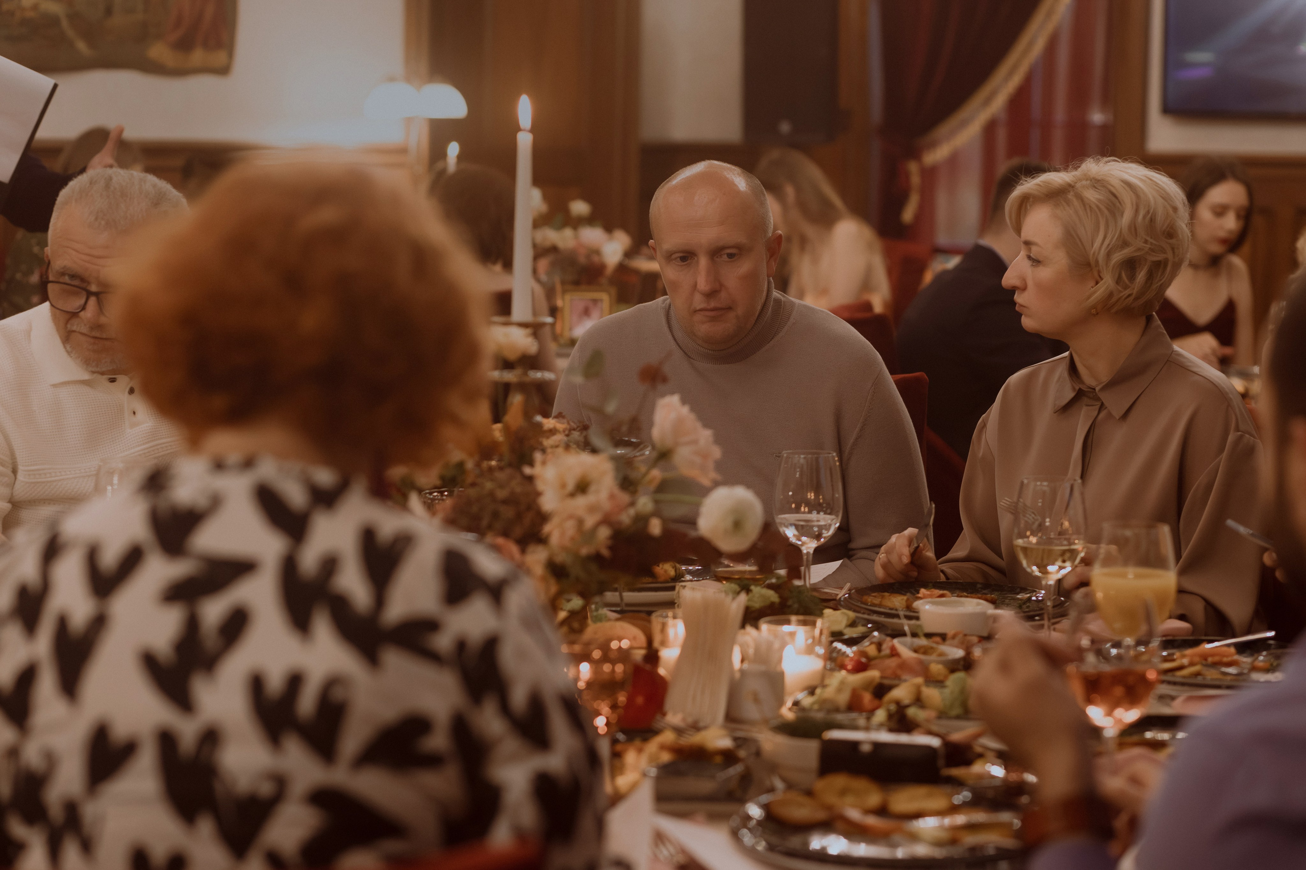 Welcome back to your own dinner party. Фотограф Лия Козловская Минск