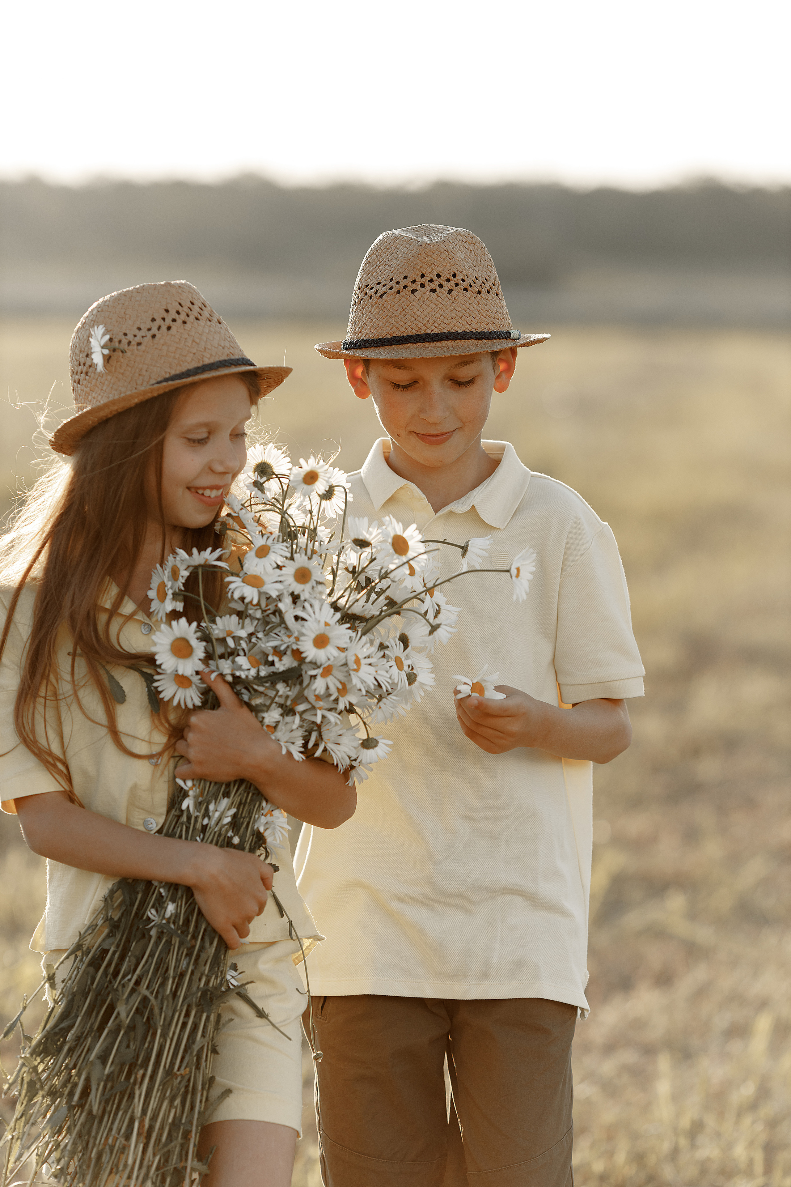 Поле закат лето. Свадебный и семейный фотограф  во Владивостоке Ольга Украинец