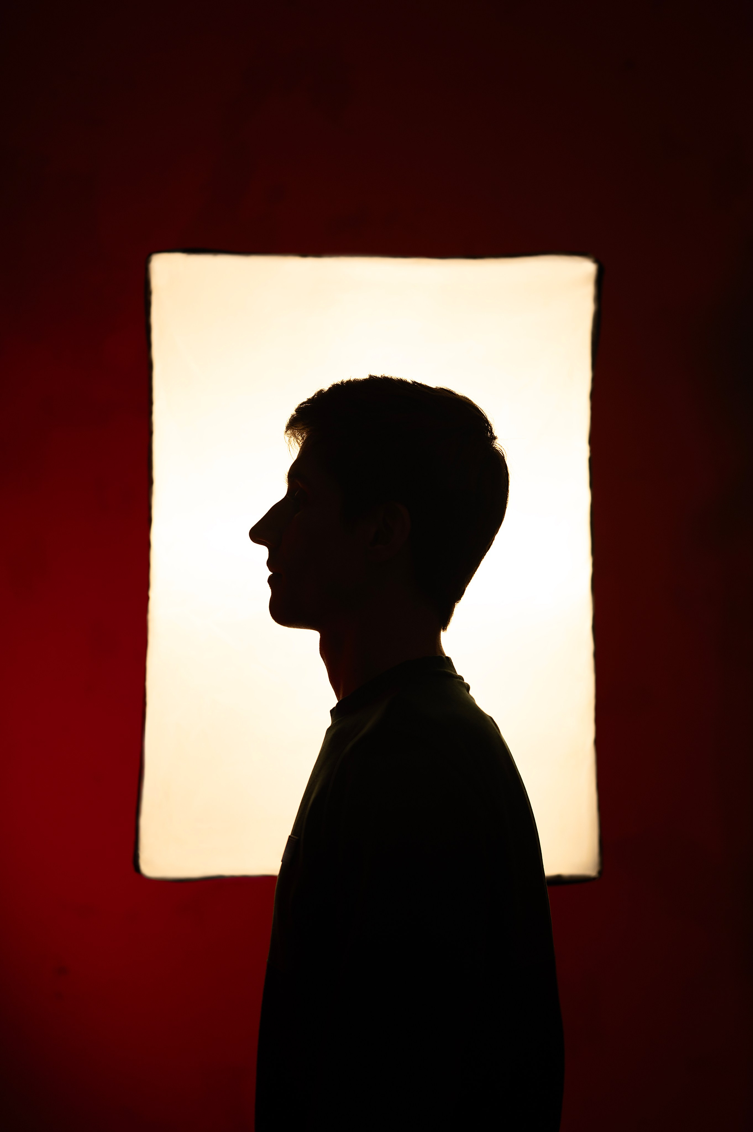 Минималистичный мужской портрет. Фотограф Елизавета Жуйкова | Фотосессии в Волгодонске: портретные, лав стори, семейные