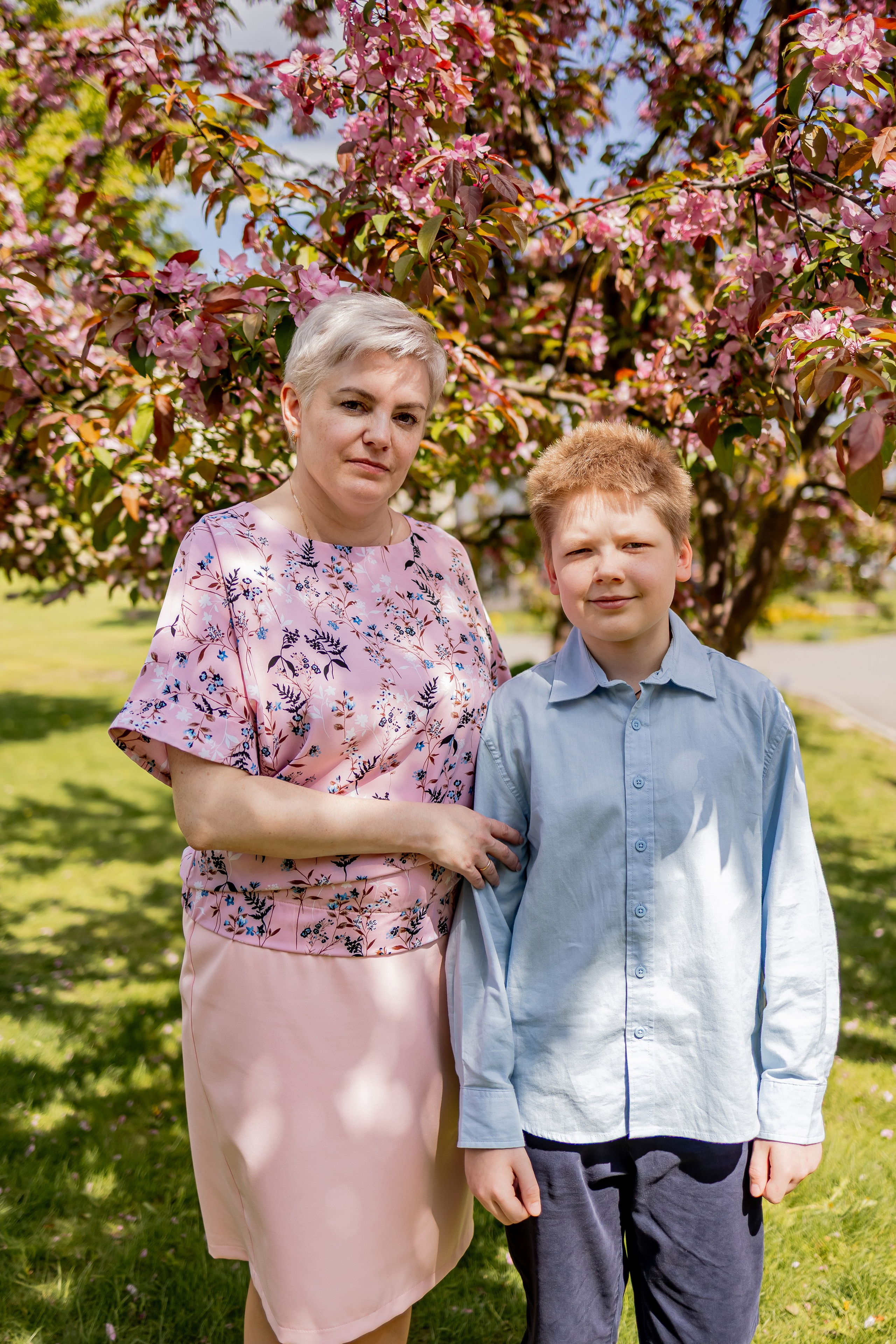 Выпускной в начальной школе на улице. Фотограф и видеограф Москва. Свадебный фотограф, видеограф. Выпускные альбомы. Оживающие альбомы