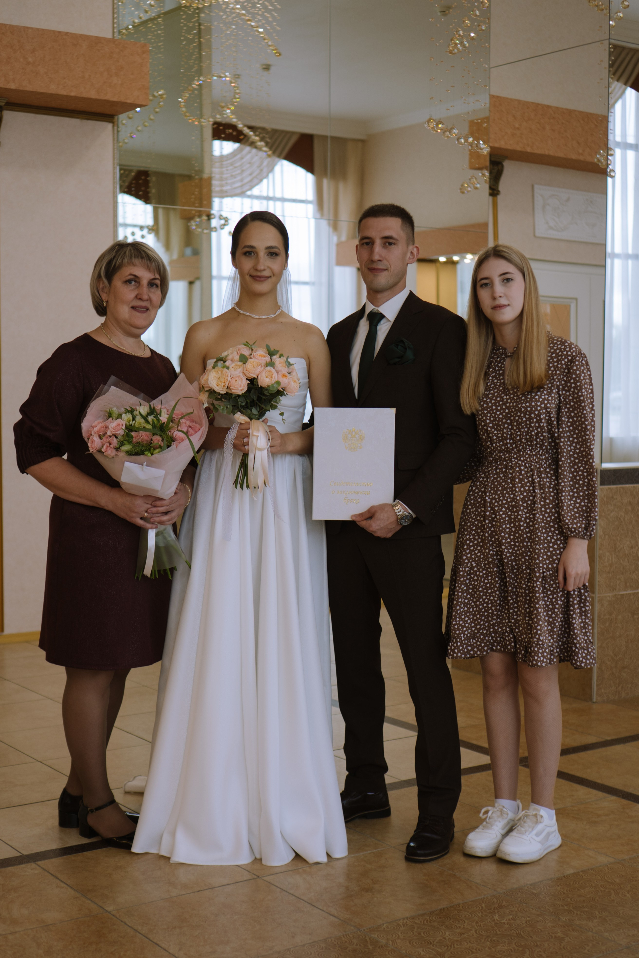 РЕПОРТАЖНАЯ СЬЕМКА В ЗАГСЕ. Профессиональный фотограф, Санкт-Петербург — Виктория Богомолова