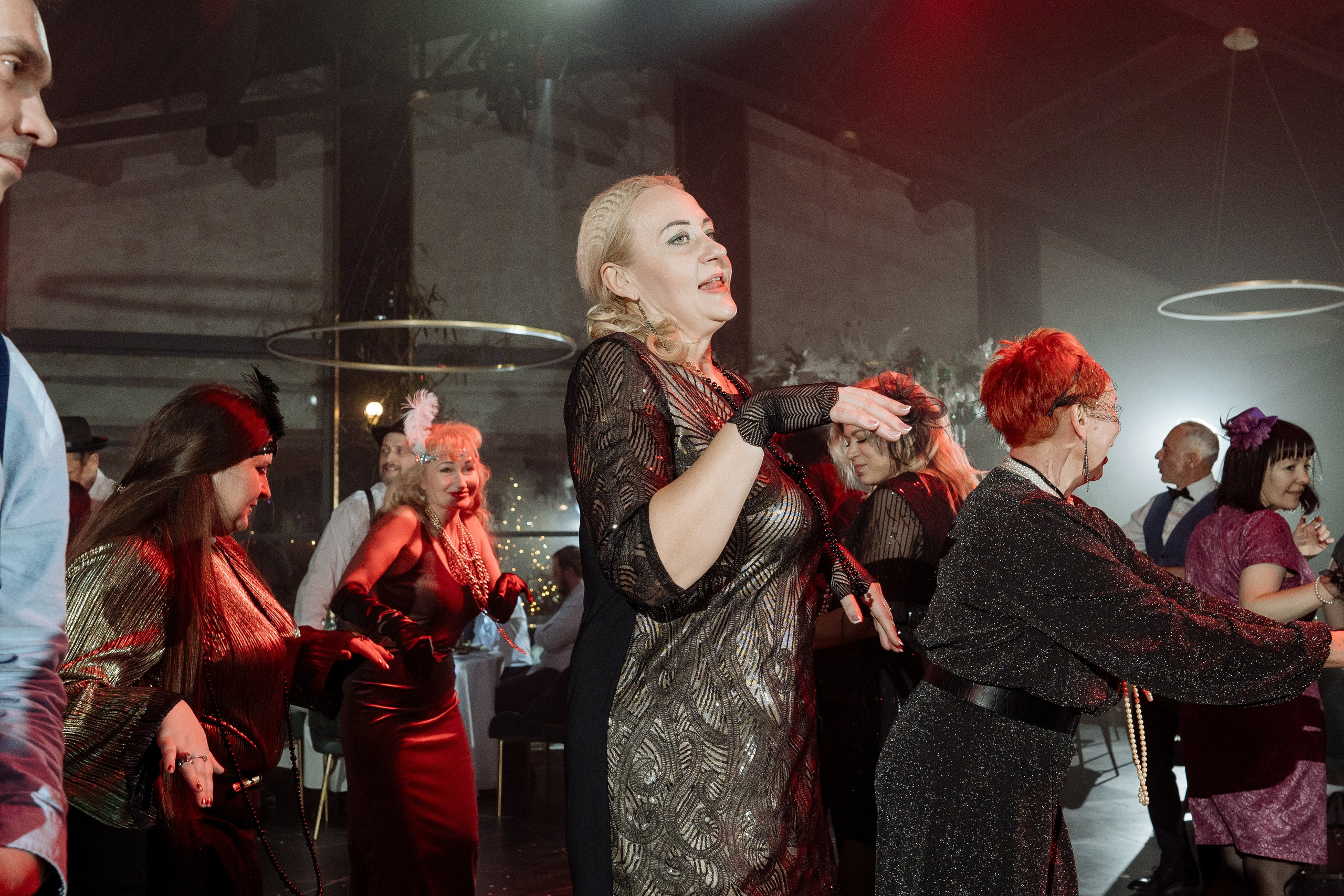 Альбион Тур